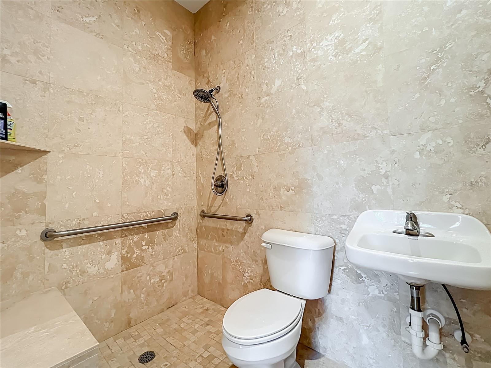 Dunnellon, Florida, 34432, United States, 5 Bedrooms Bedrooms, ,4 BathroomsBathrooms,Residential,Active,2012479