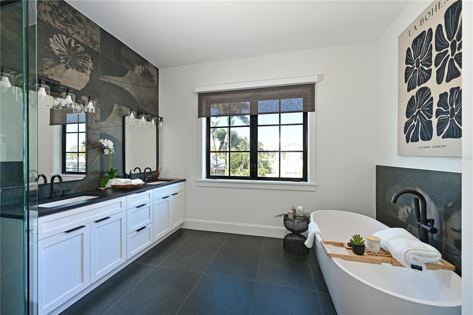 Holmes Beach, Florida, 34217, United States, 4 Bedrooms Bedrooms, ,4 BathroomsBathrooms,Residential,Active,1995267