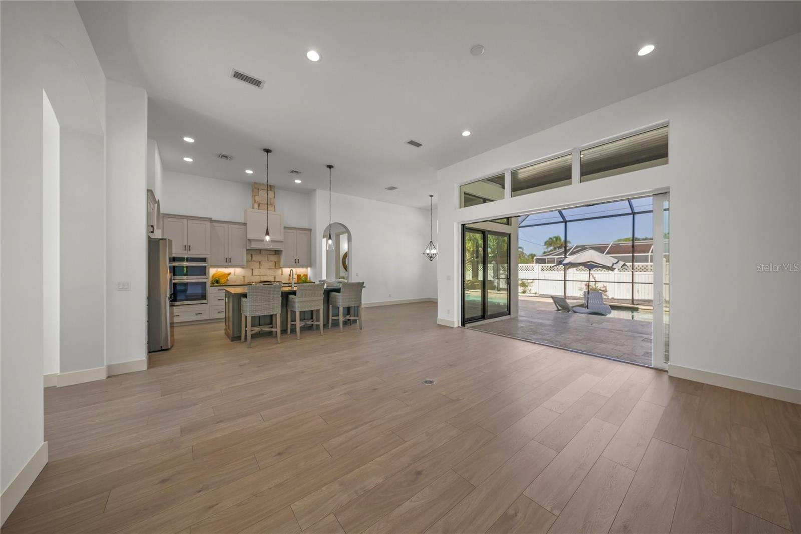 Venice, Florida, 34285, United States, 4 Bedrooms Bedrooms, ,5 BathroomsBathrooms,Residential,Active,1987248