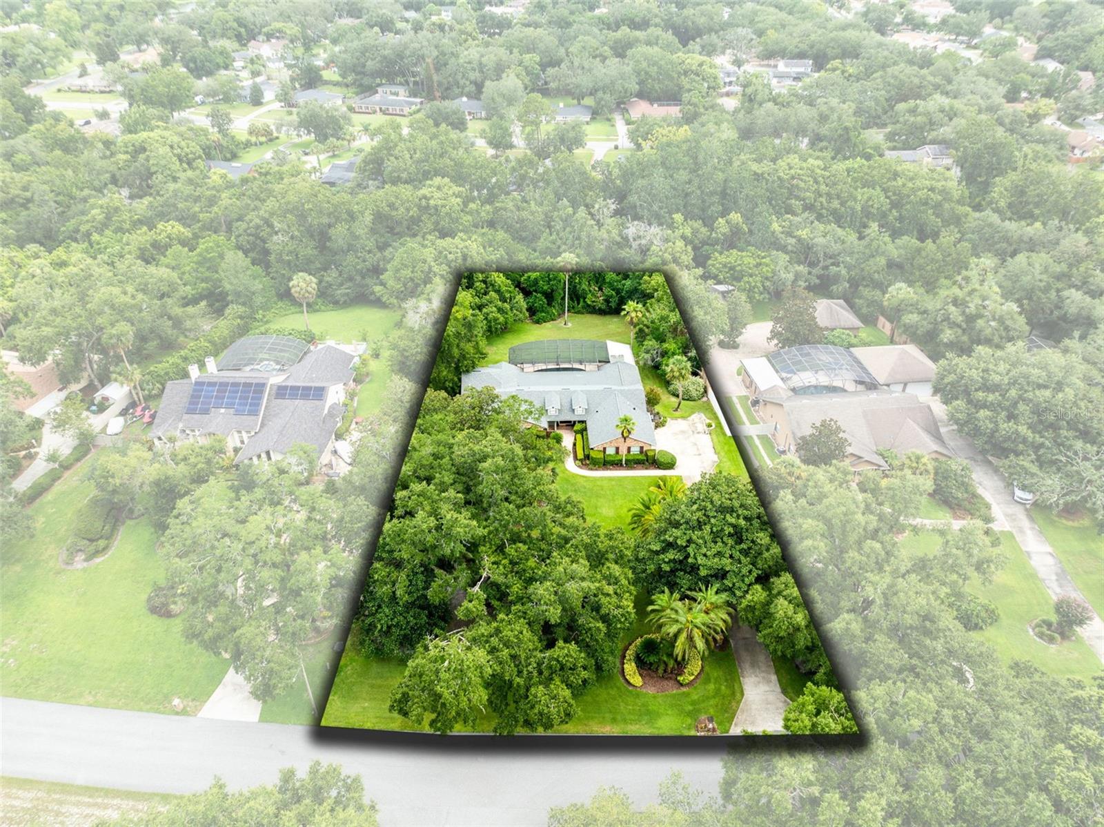 Winter Springs, Florida, 32708, United States, 4 Bedrooms Bedrooms, ,3 BathroomsBathrooms,Residential,Active,1894515