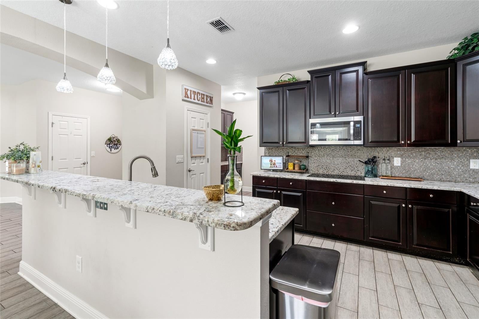 Lutz, Florida, 33549, United States, 7 Bedrooms Bedrooms, ,5 BathroomsBathrooms,Residential,Active,1934823