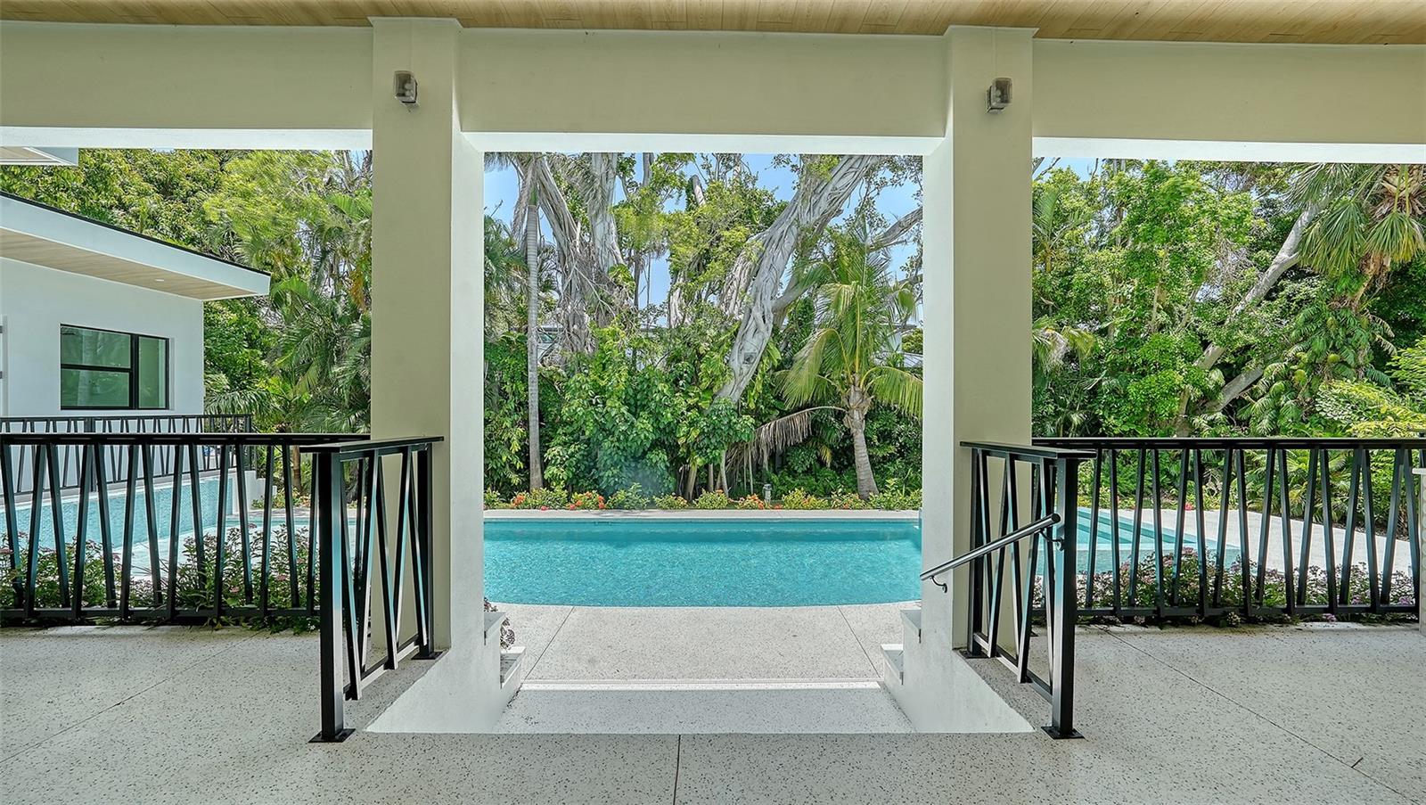 Sarasota, Florida, 34239, United States, ,7 BathroomsBathrooms,Residential,Active,1849492