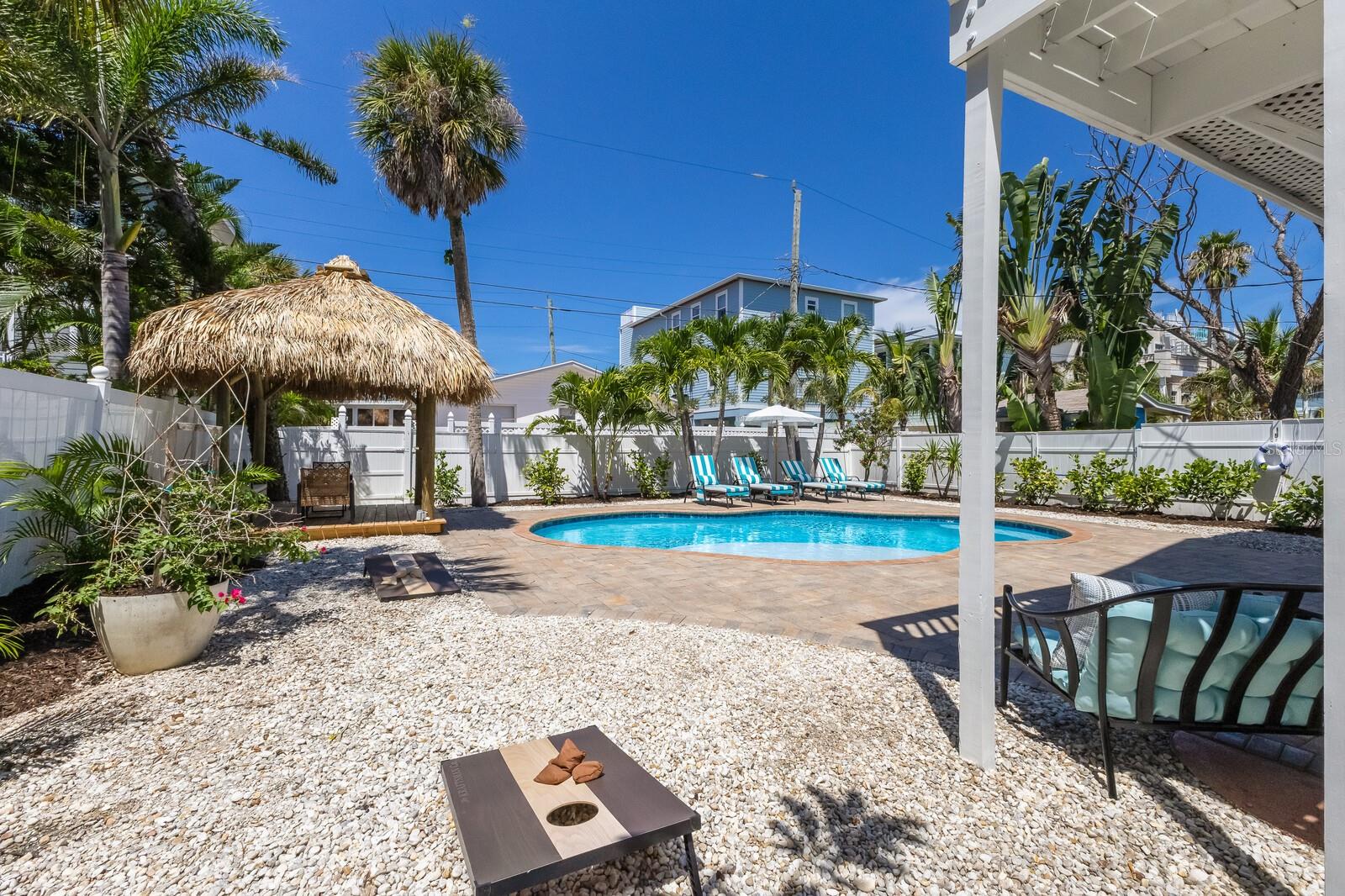 Bradenton Beach, Florida, 34217, United States, 3 Bedrooms Bedrooms, ,3 BathroomsBathrooms,Residential,Active,1926702