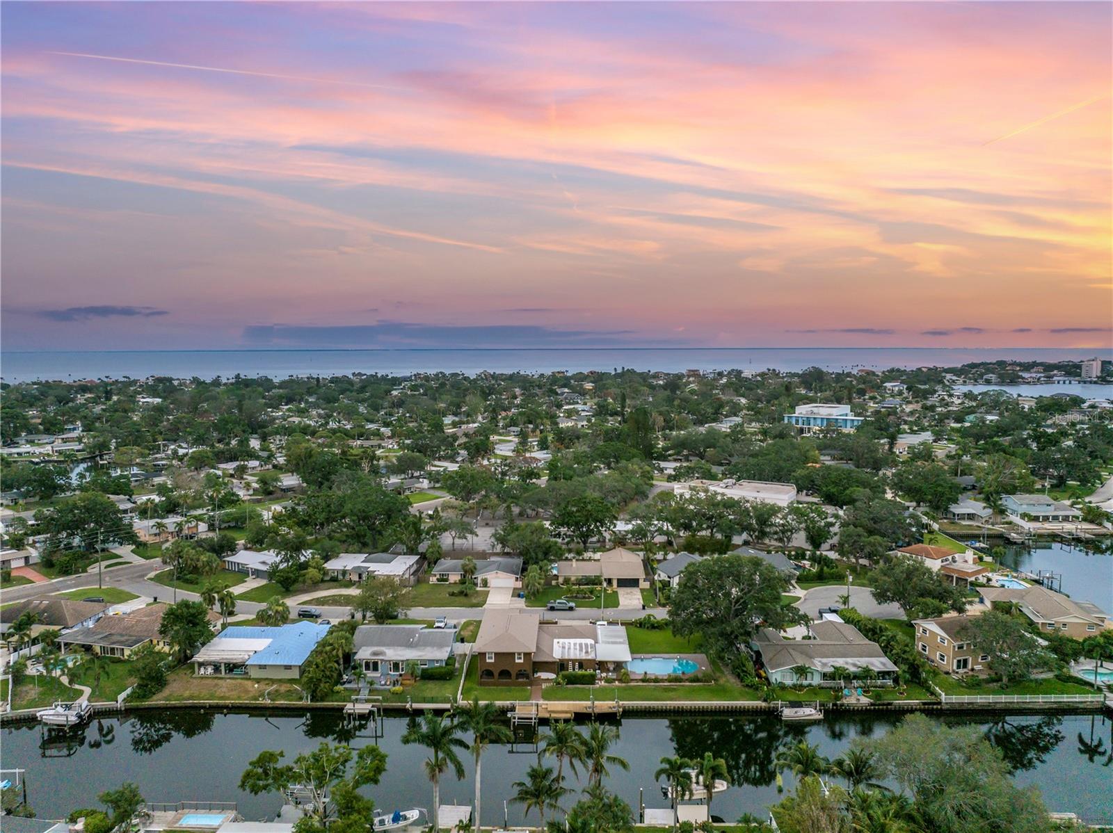 St Petersburg, Florida, 33703, United States, 5 Bedrooms Bedrooms, ,3 BathroomsBathrooms,Residential,Active,1824530
