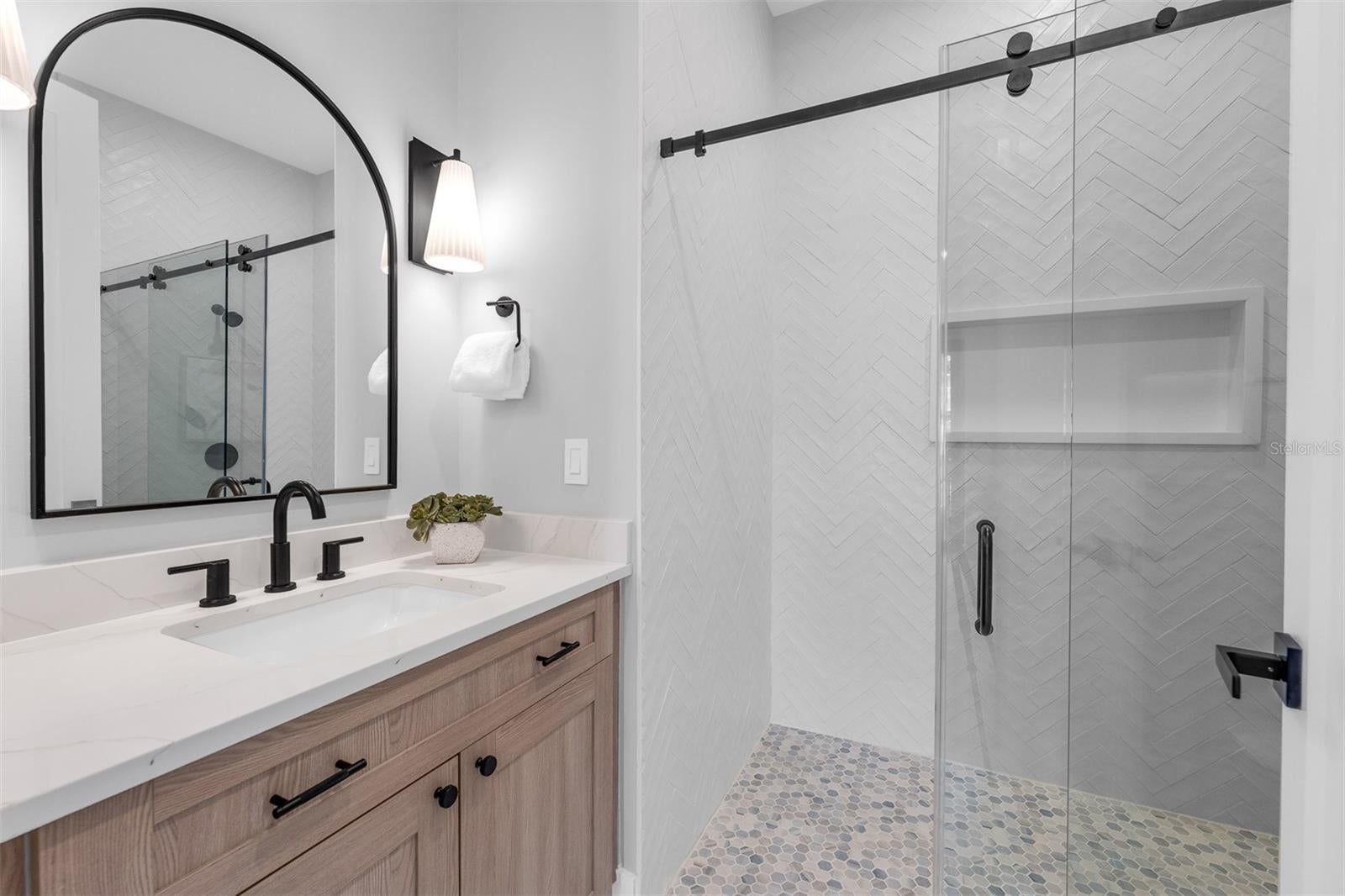 Orlando, Florida, 32804, United States, 5 Bedrooms Bedrooms, ,5 BathroomsBathrooms,Residential,Active,2019846