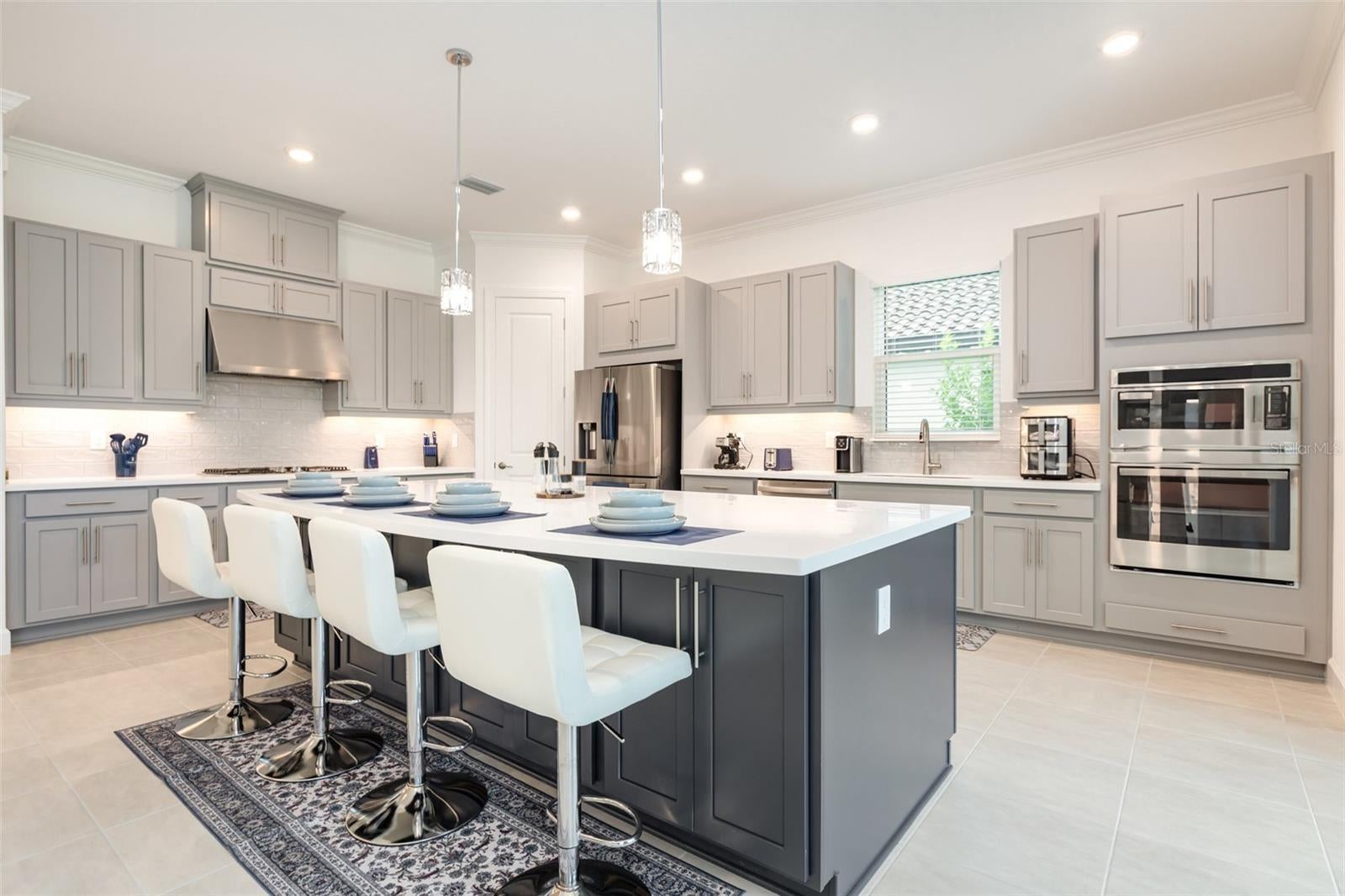 Sarasota, Florida, 34241, United States, 4 Bedrooms Bedrooms, ,3 BathroomsBathrooms,Residential,Active,1926697