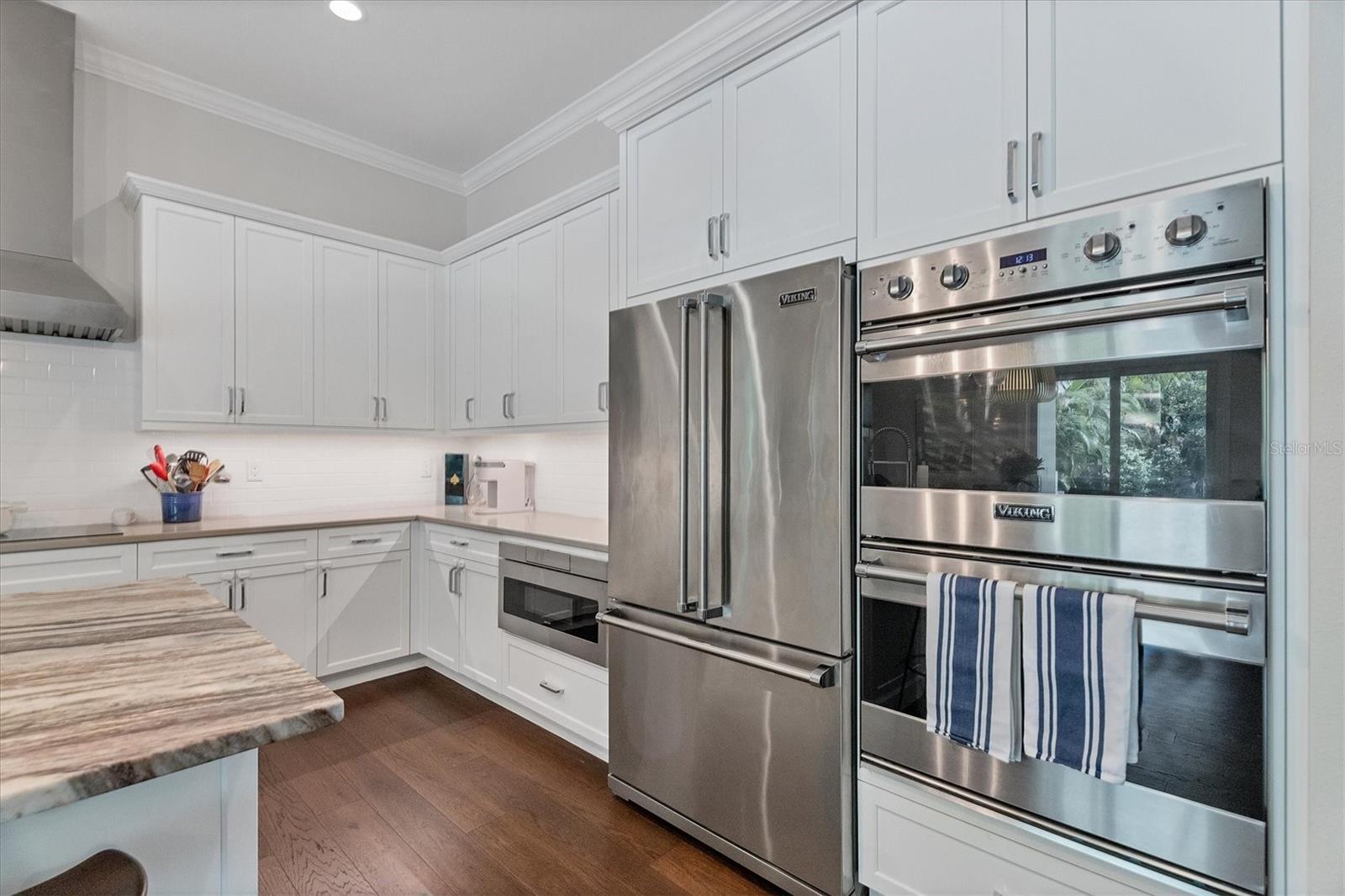 Sarasota, Florida, 34239, United States, 4 Bedrooms Bedrooms, ,4 BathroomsBathrooms,Residential,Active,1965823