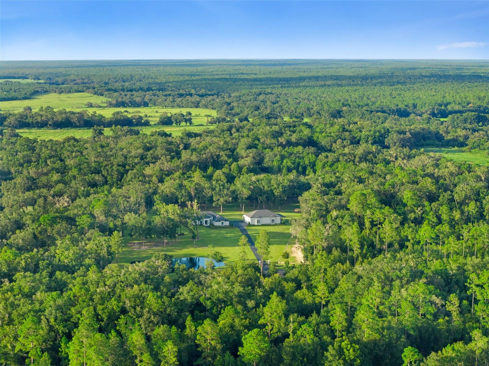 Homosassa, Florida, 34446, United States, 4 Bedrooms Bedrooms, ,4 BathroomsBathrooms,Residential,Active,1910160