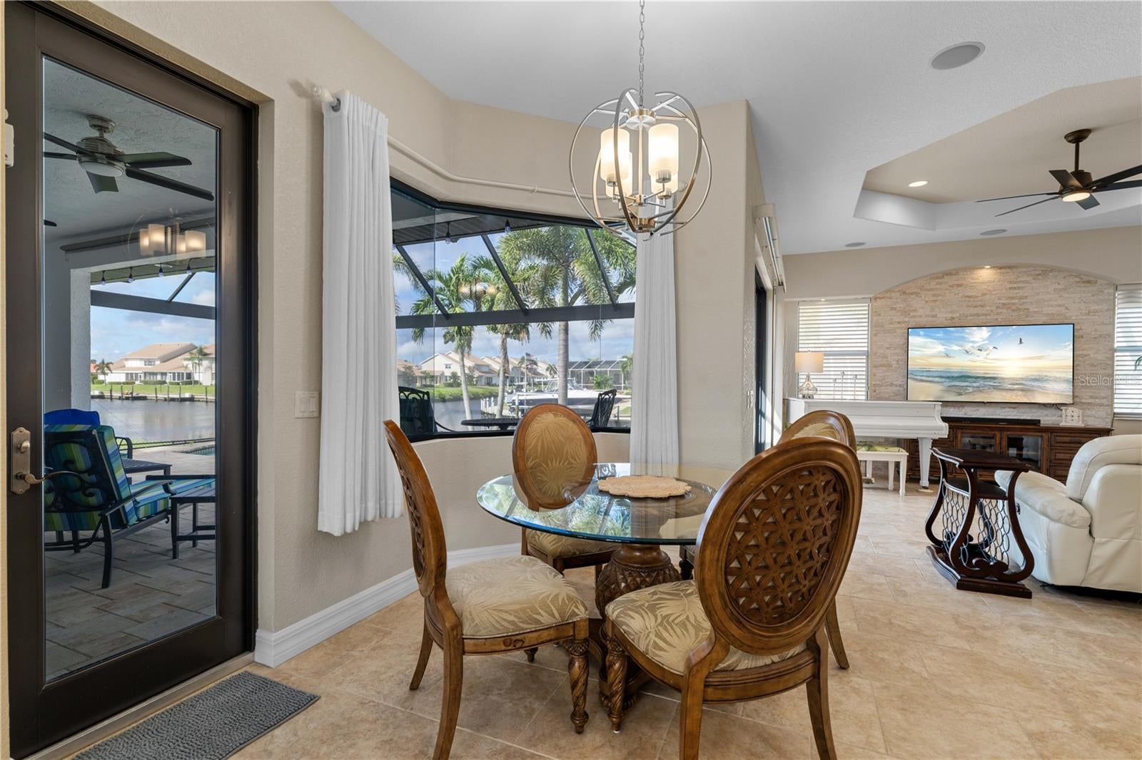 Punta Gorda, Florida, 33950, United States, 3 Bedrooms Bedrooms, ,2 BathroomsBathrooms,Residential,Active,1960126