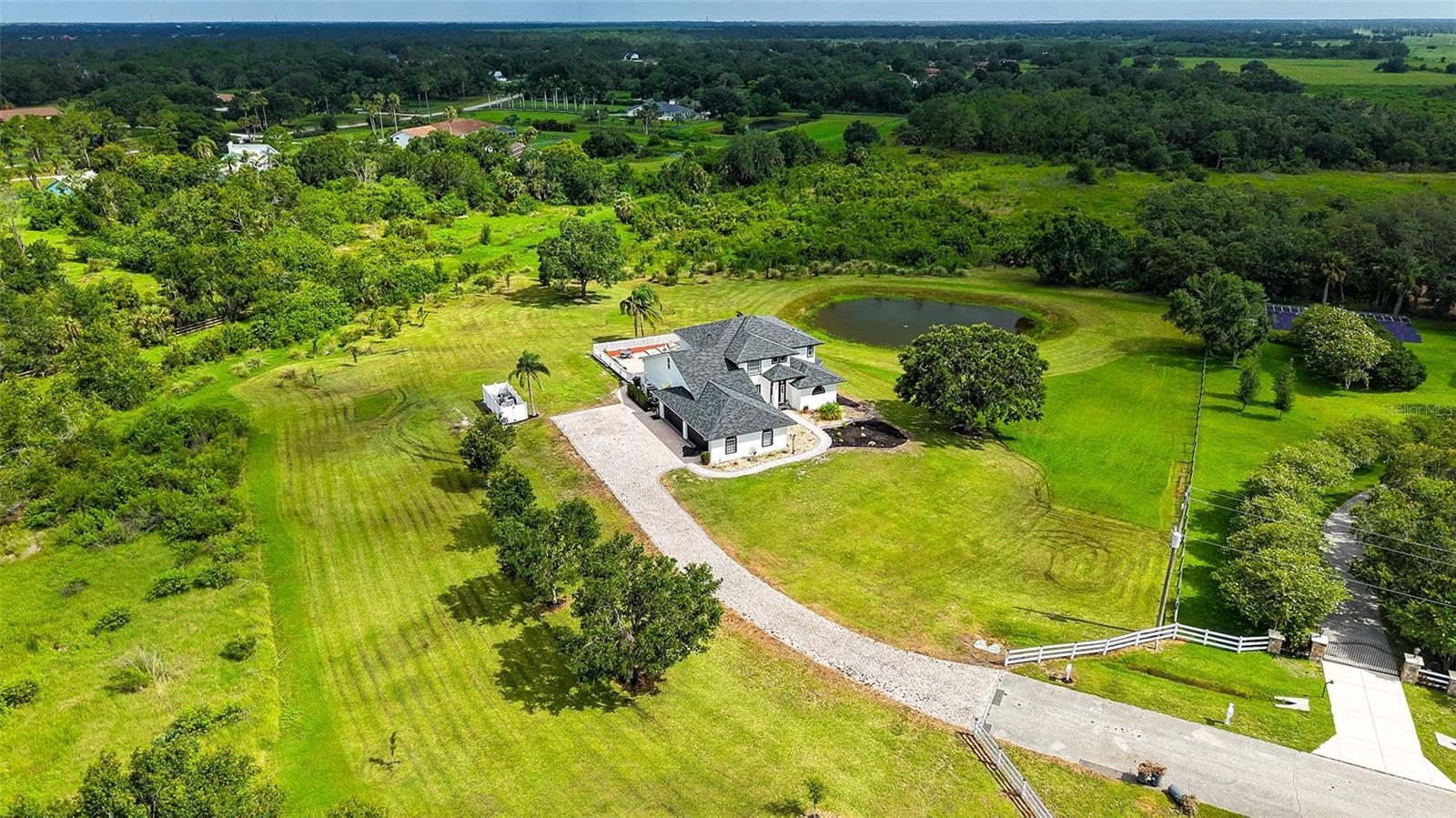 Sarasota, Florida, 34241, United States, 5 Bedrooms Bedrooms, ,4 BathroomsBathrooms,Residential,Active,1888985