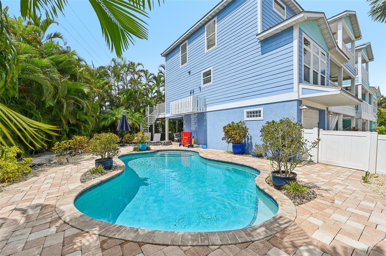 Holmes Beach, Florida, 34217, United States, 4 Bedrooms Bedrooms, ,3 BathroomsBathrooms,Residential,Active,1876877