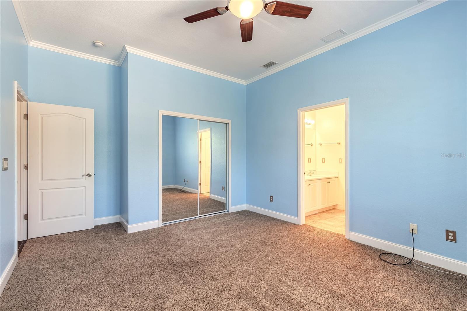 Daytona Beach, Florida, 32124, United States, 5 Bedrooms Bedrooms, ,4 BathroomsBathrooms,Residential,Active,1945086