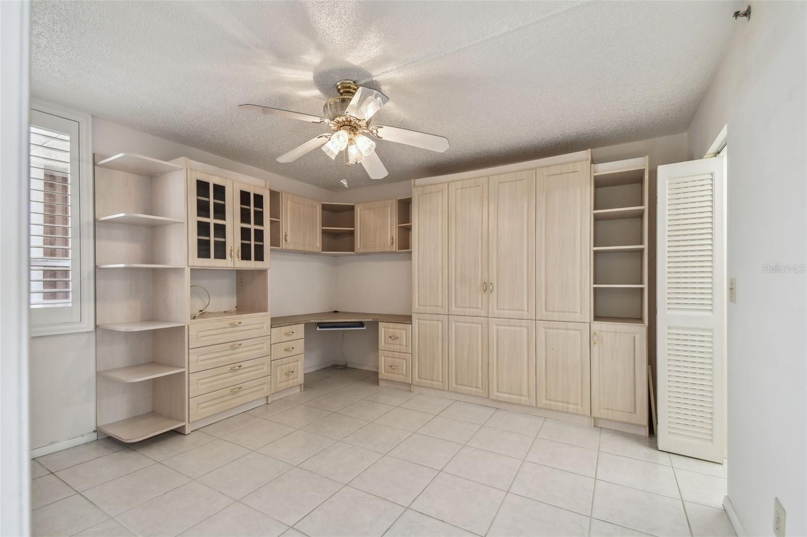 Redington Shores, Florida, 33708, United States, ,3 BathroomsBathrooms,Residential,Active,1824910