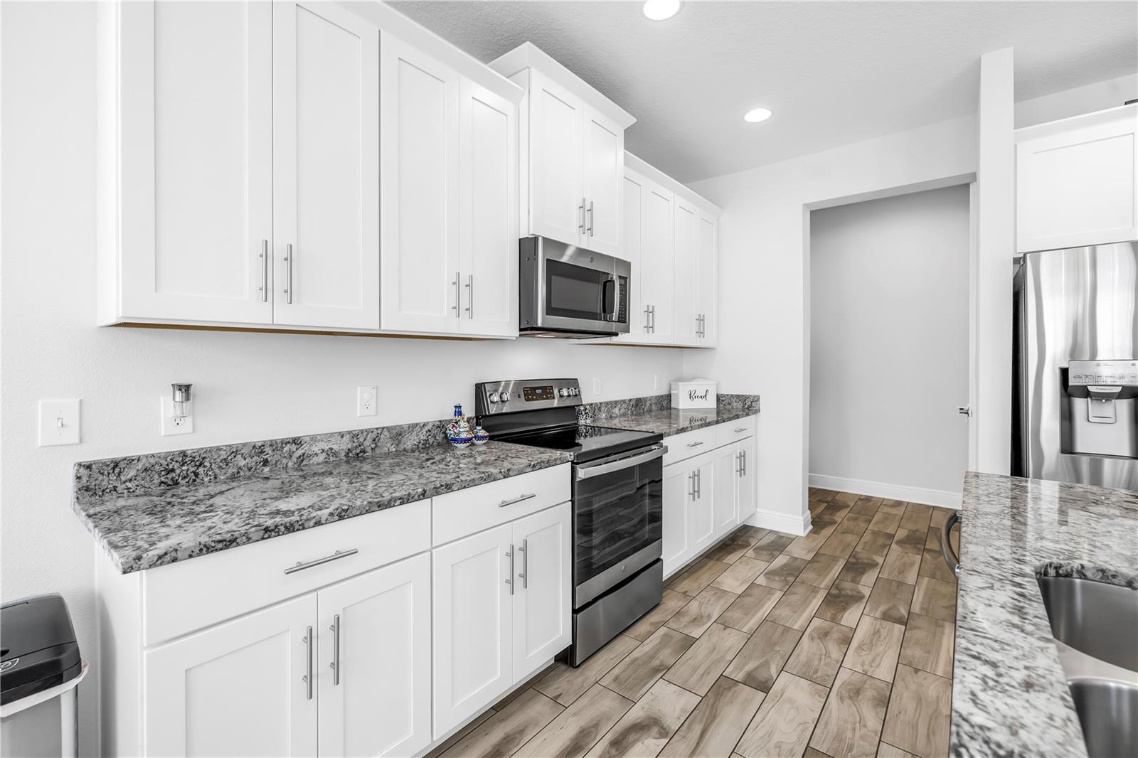 St Petersburg, Florida, 33710, United States, 4 Bedrooms Bedrooms, ,3 BathroomsBathrooms,Residential,Active,1936373