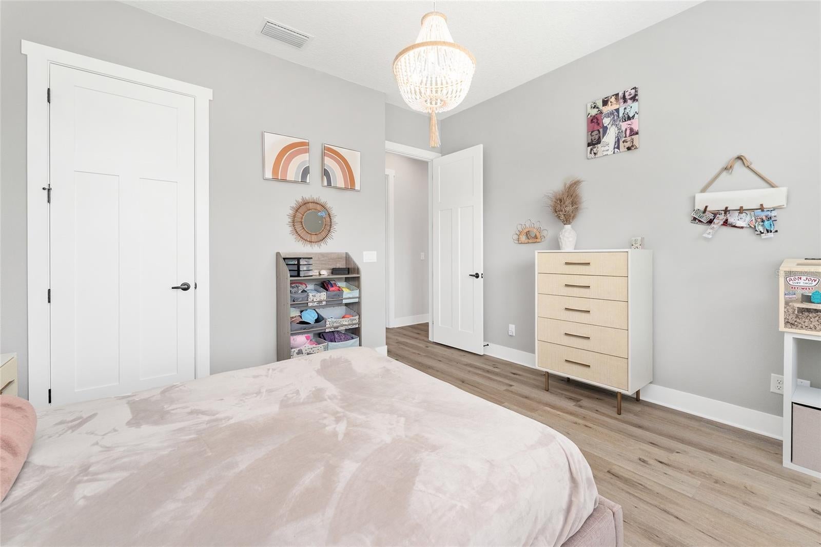 Oxford, Florida, 34484, United States, 4 Bedrooms Bedrooms, ,3 BathroomsBathrooms,Residential,Active,1936399