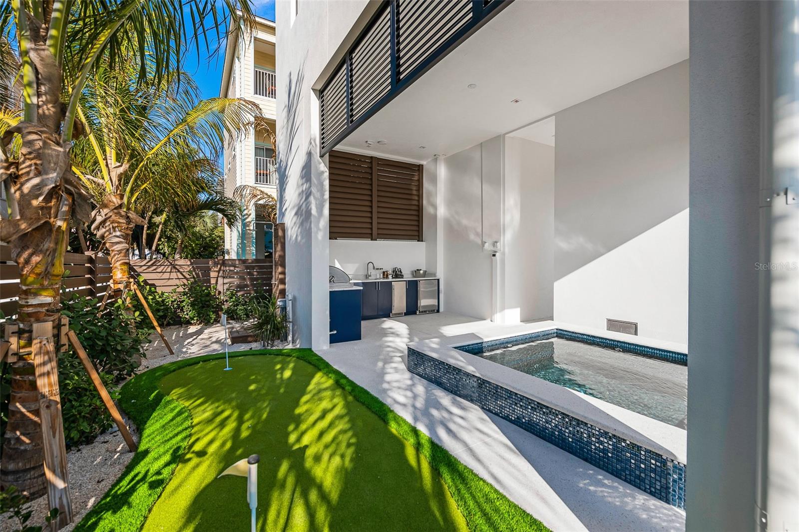 Bradenton Beach, Florida, 34217, United States, ,6 BathroomsBathrooms,Residential,Active,1829944