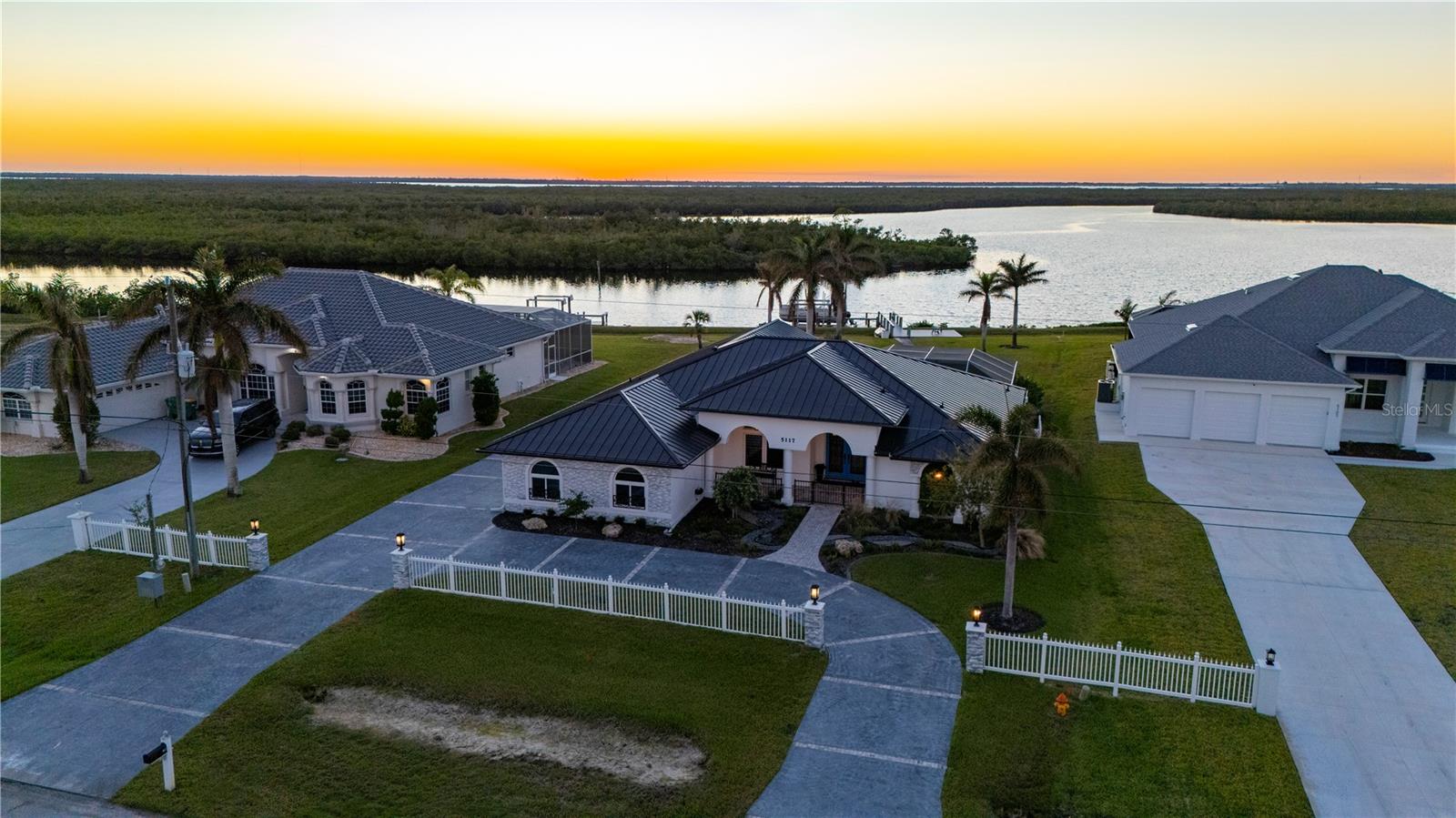 Port Charlotte, Florida, 33948, United States, 4 Bedrooms Bedrooms, ,4 BathroomsBathrooms,Residential,Active,1936611