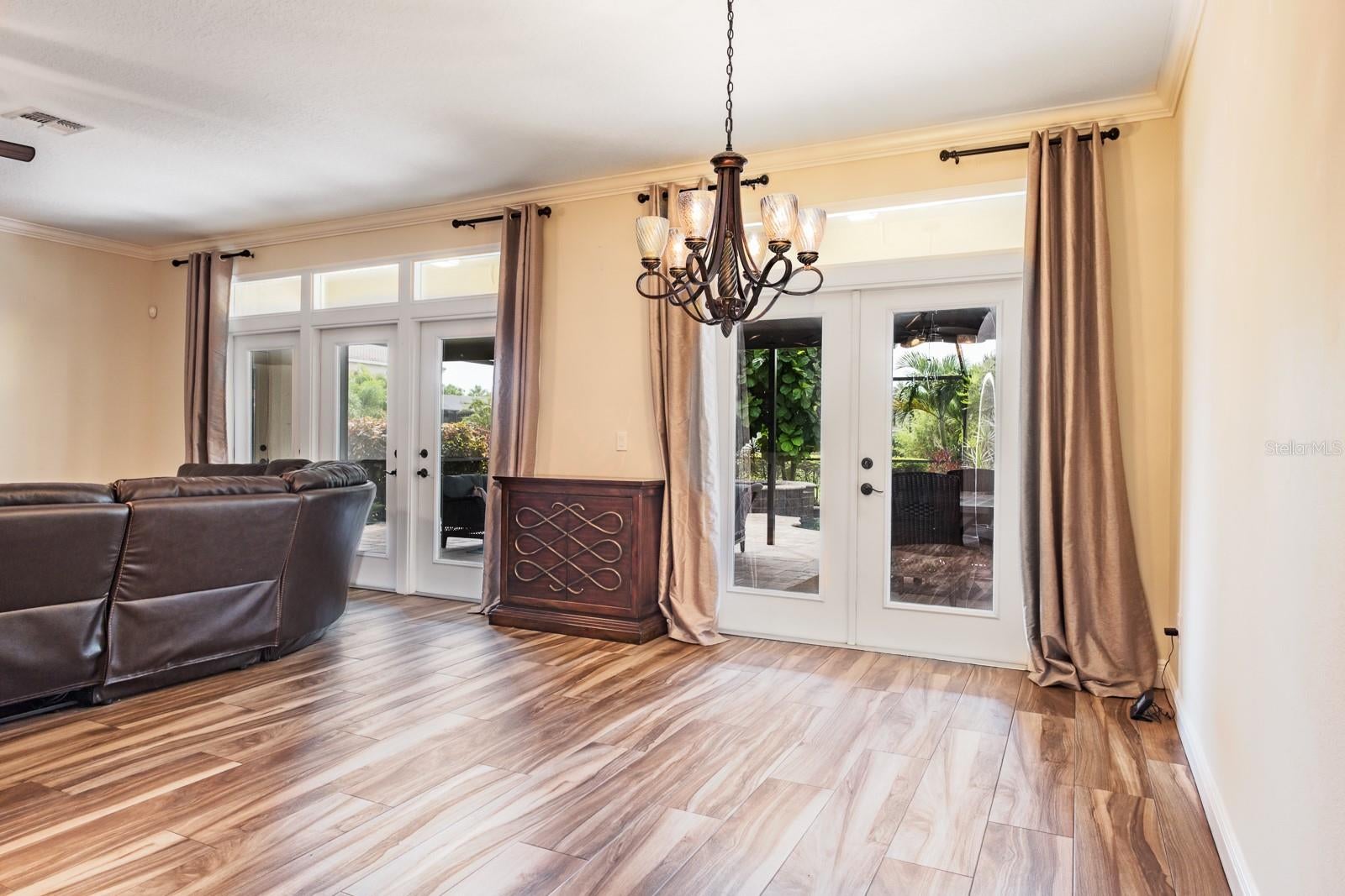 Oldsmar, Florida, 34677, United States, 5 Bedrooms Bedrooms, ,4 BathroomsBathrooms,Residential,Active,1952054