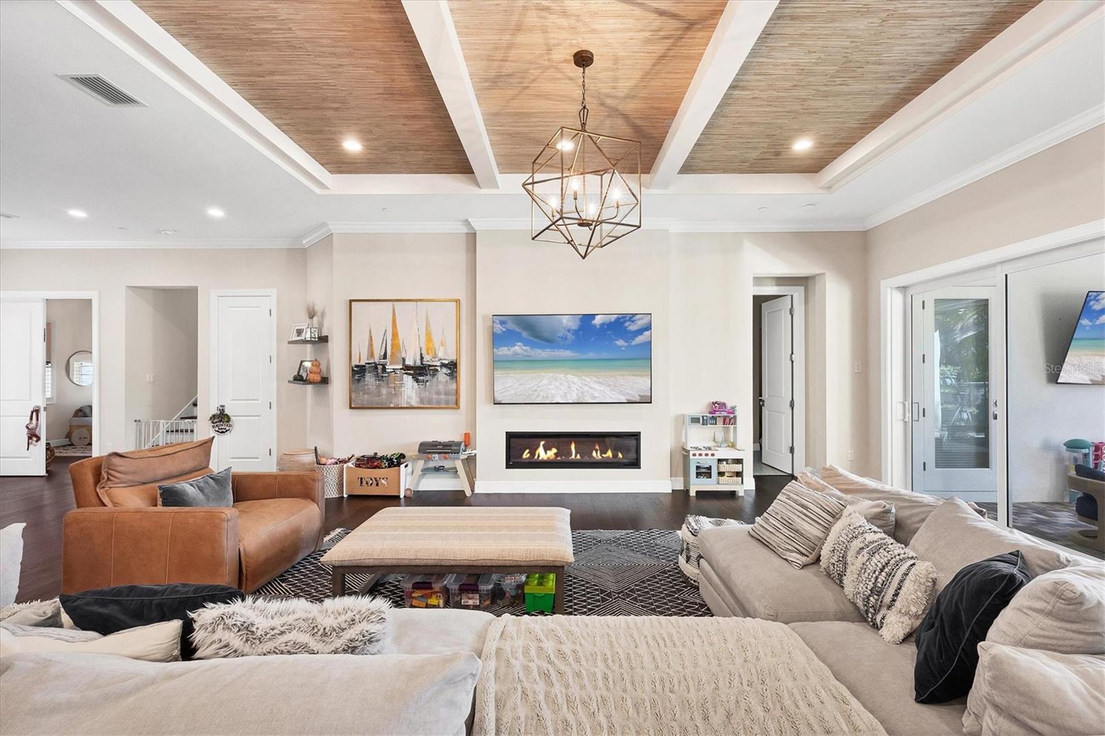 Sarasota, Florida, 34239, United States, 4 Bedrooms Bedrooms, ,4 BathroomsBathrooms,Residential,Active,1965823