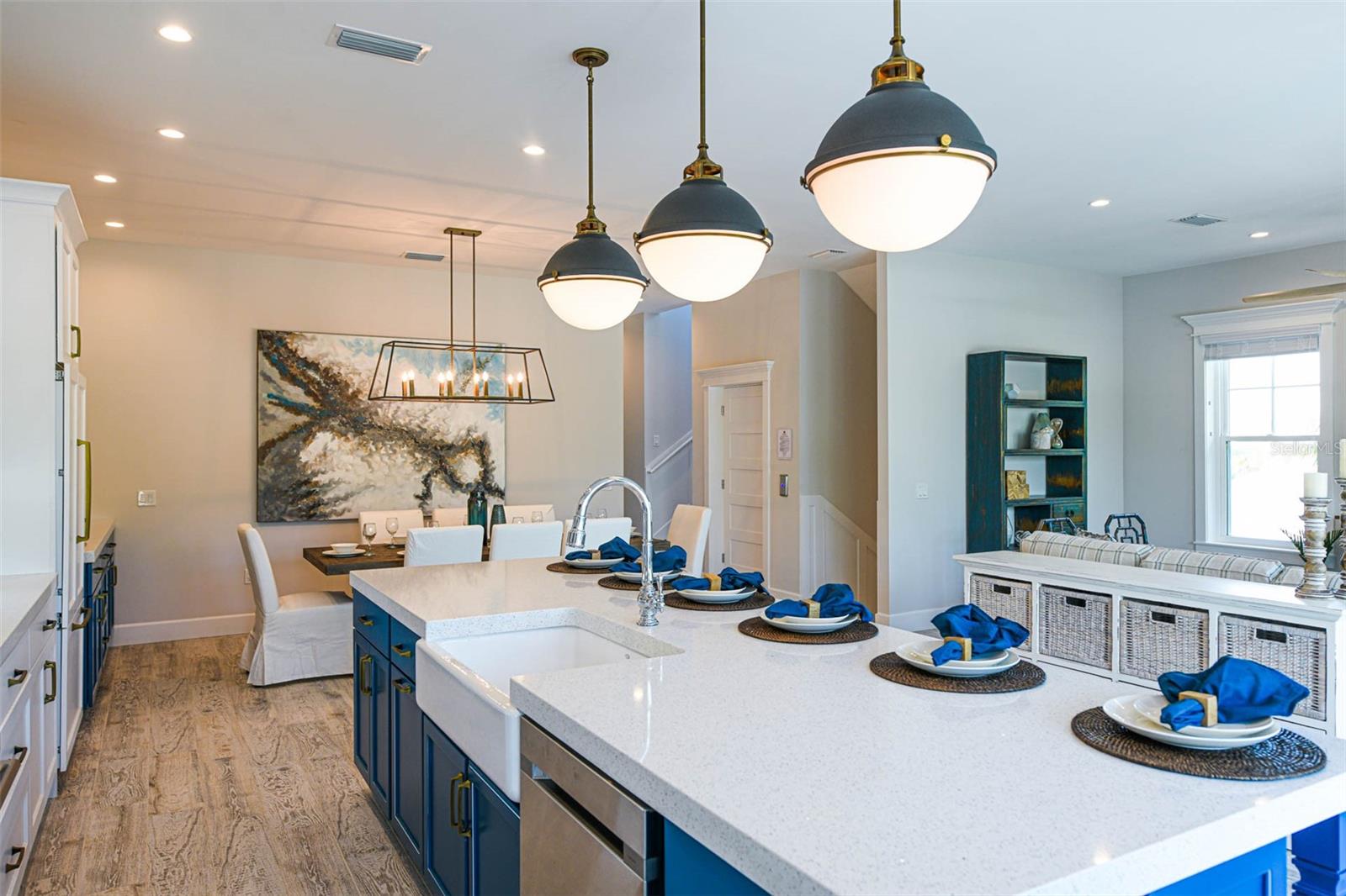 Sarasota, Florida, 34236, United States, 7 Bedrooms Bedrooms, ,8 BathroomsBathrooms,Residential,Active,1774005