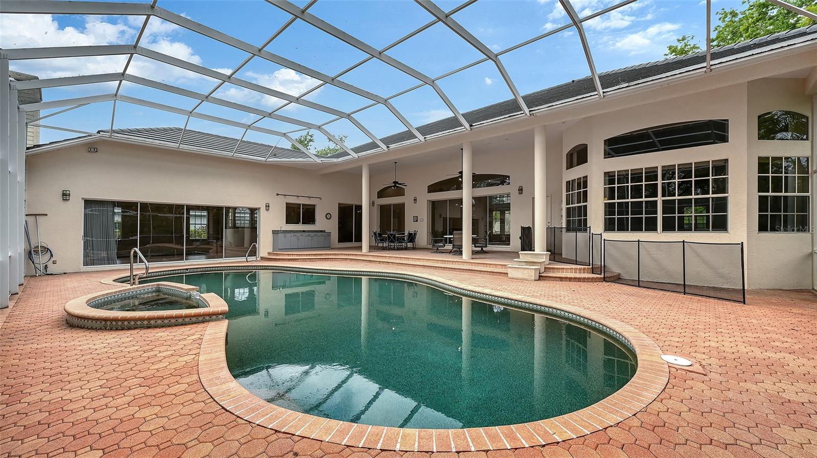 Sarasota, Florida, 34241, United States, 6 Bedrooms Bedrooms, ,5 BathroomsBathrooms,Residential,Active,2027822