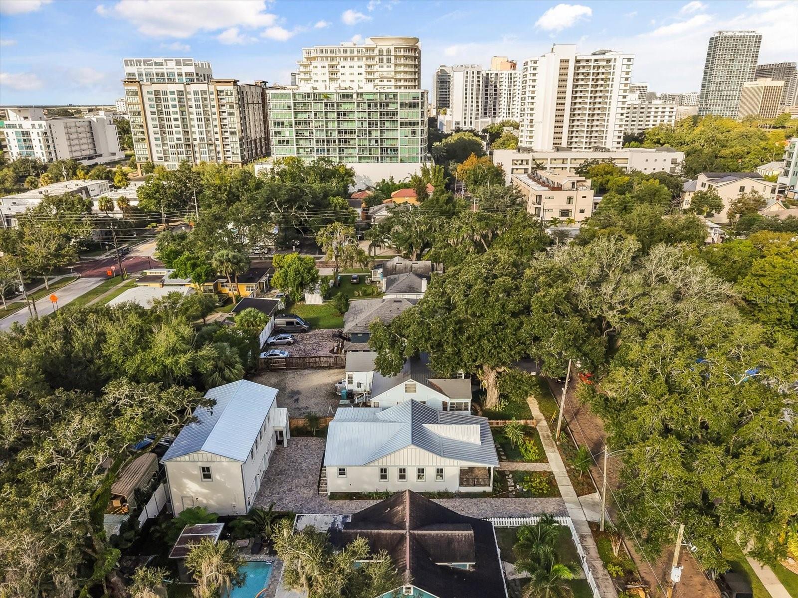 Orlando, Florida, 32801, United States, 4 Bedrooms Bedrooms, ,3 BathroomsBathrooms,Residential,Active,1972164