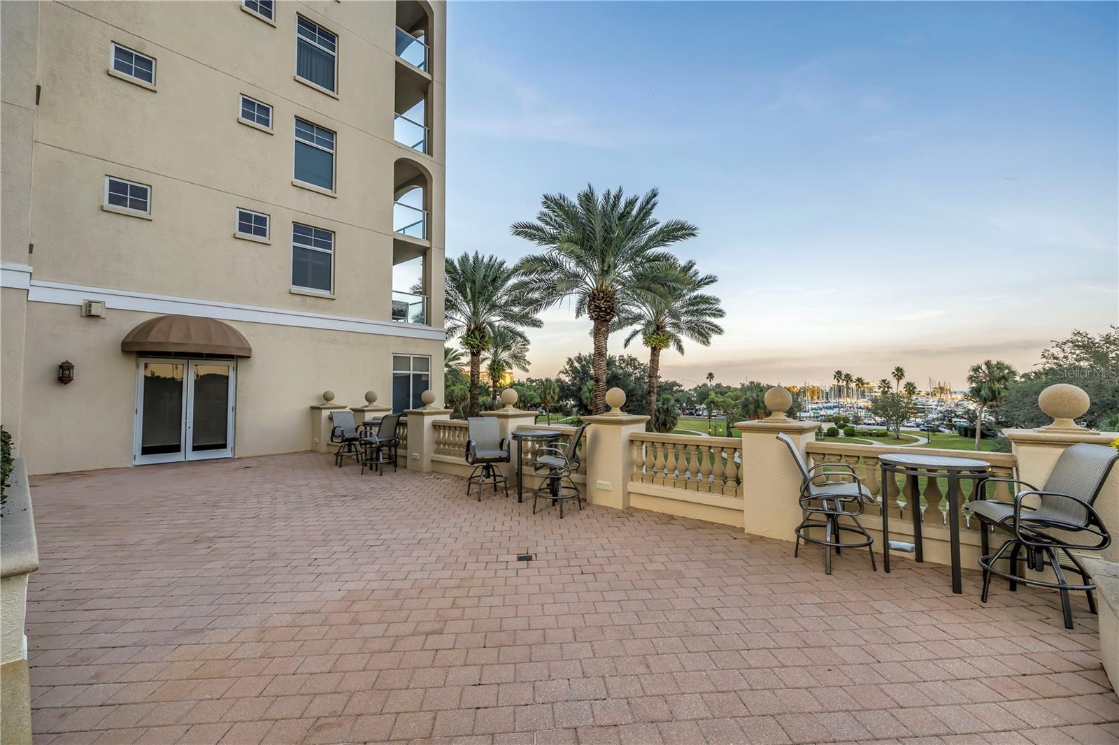 St Petersburg, Florida, 33701, United States, 2 Bedrooms Bedrooms, ,3 BathroomsBathrooms,Residential,Active,1993954