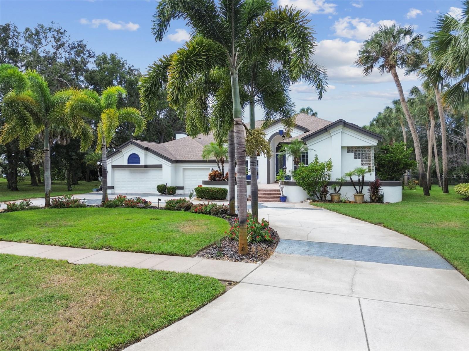 Tarpon Springs, Florida, 34689, United States, 4 Bedrooms Bedrooms, ,3 BathroomsBathrooms,Residential,Active,1900413