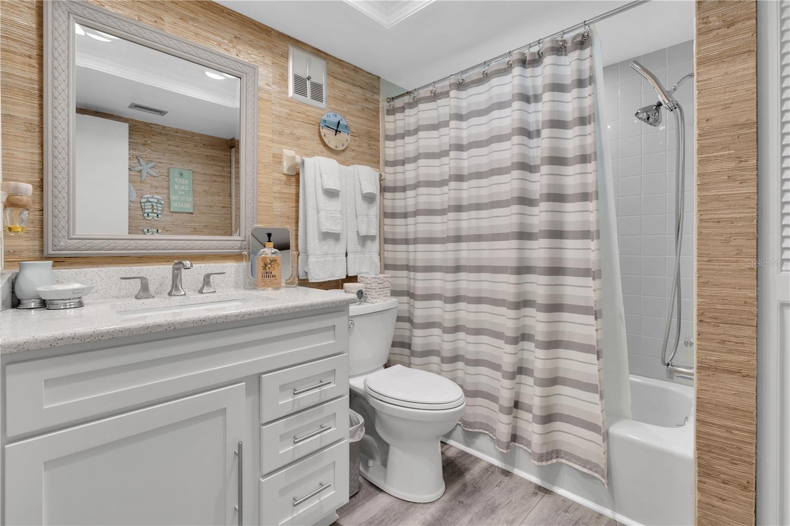 Treasure Island, Florida, 33706, United States, ,2 BathroomsBathrooms,Residential,Active,1749239