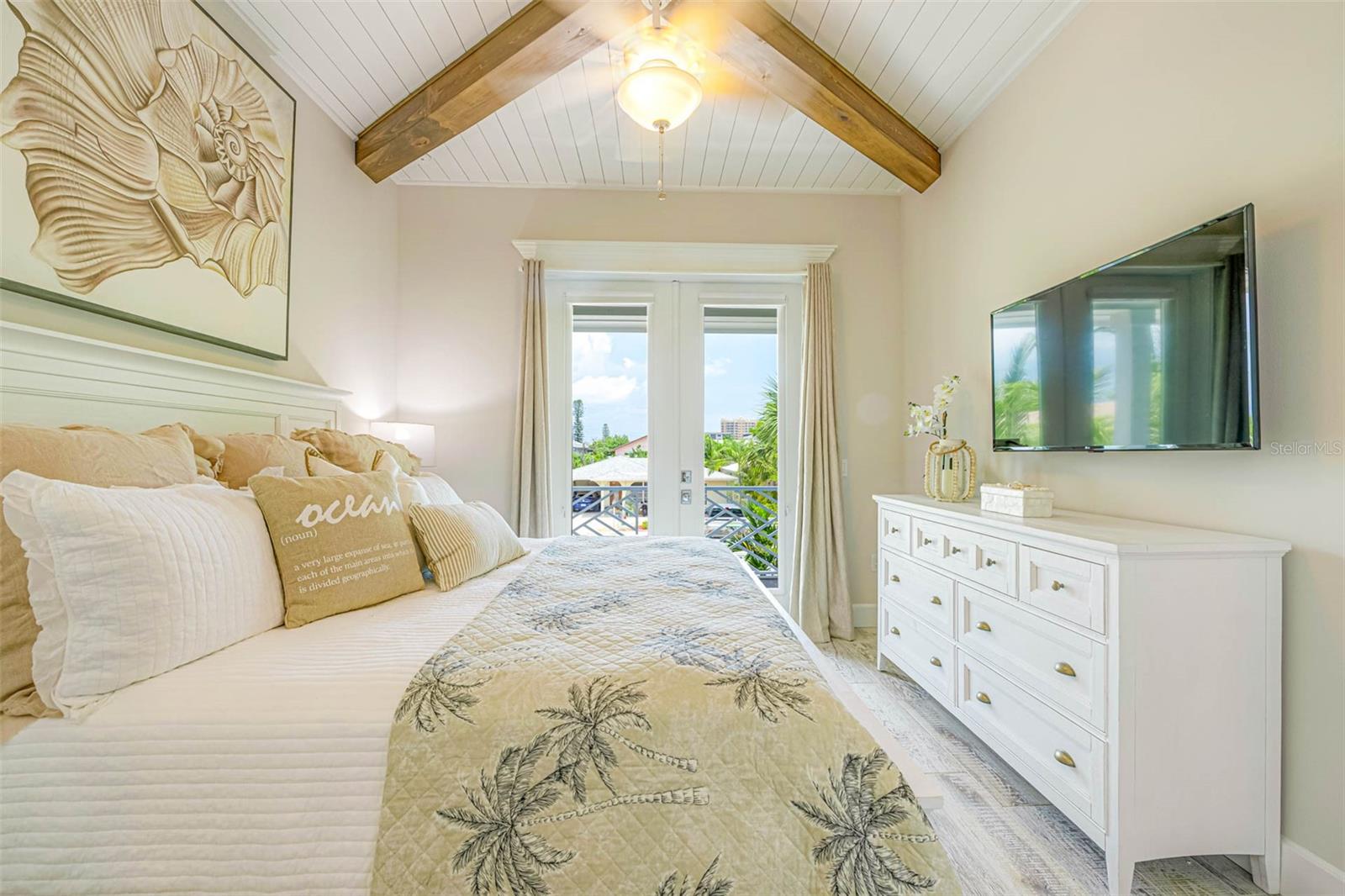 Sarasota, Florida, 34236, United States, 7 Bedrooms Bedrooms, ,8 BathroomsBathrooms,Residential,Active,1774005