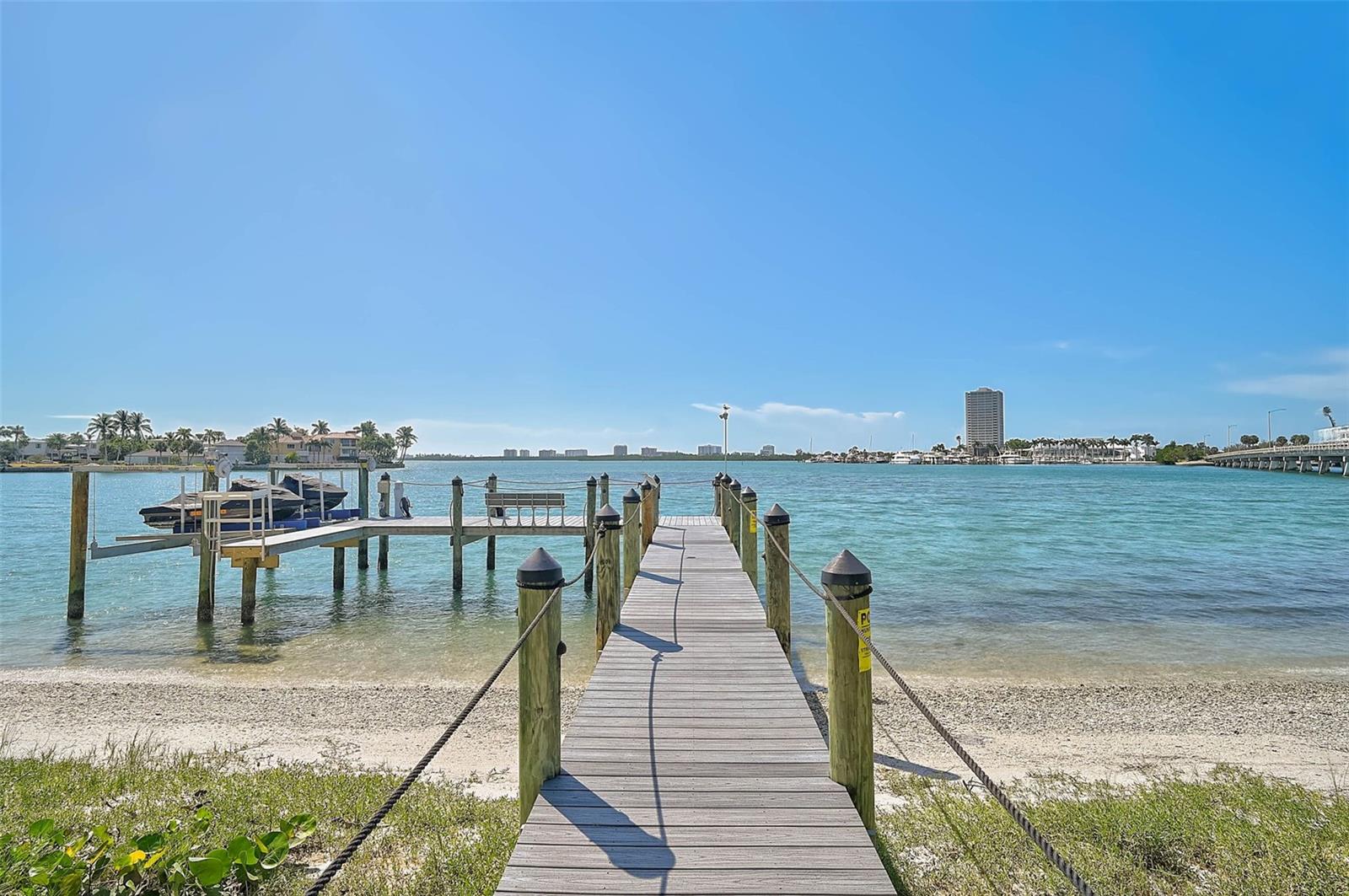 Sarasota, Florida, 34236, United States, 5 Bedrooms Bedrooms, ,6 BathroomsBathrooms,Residential,Active,1972132