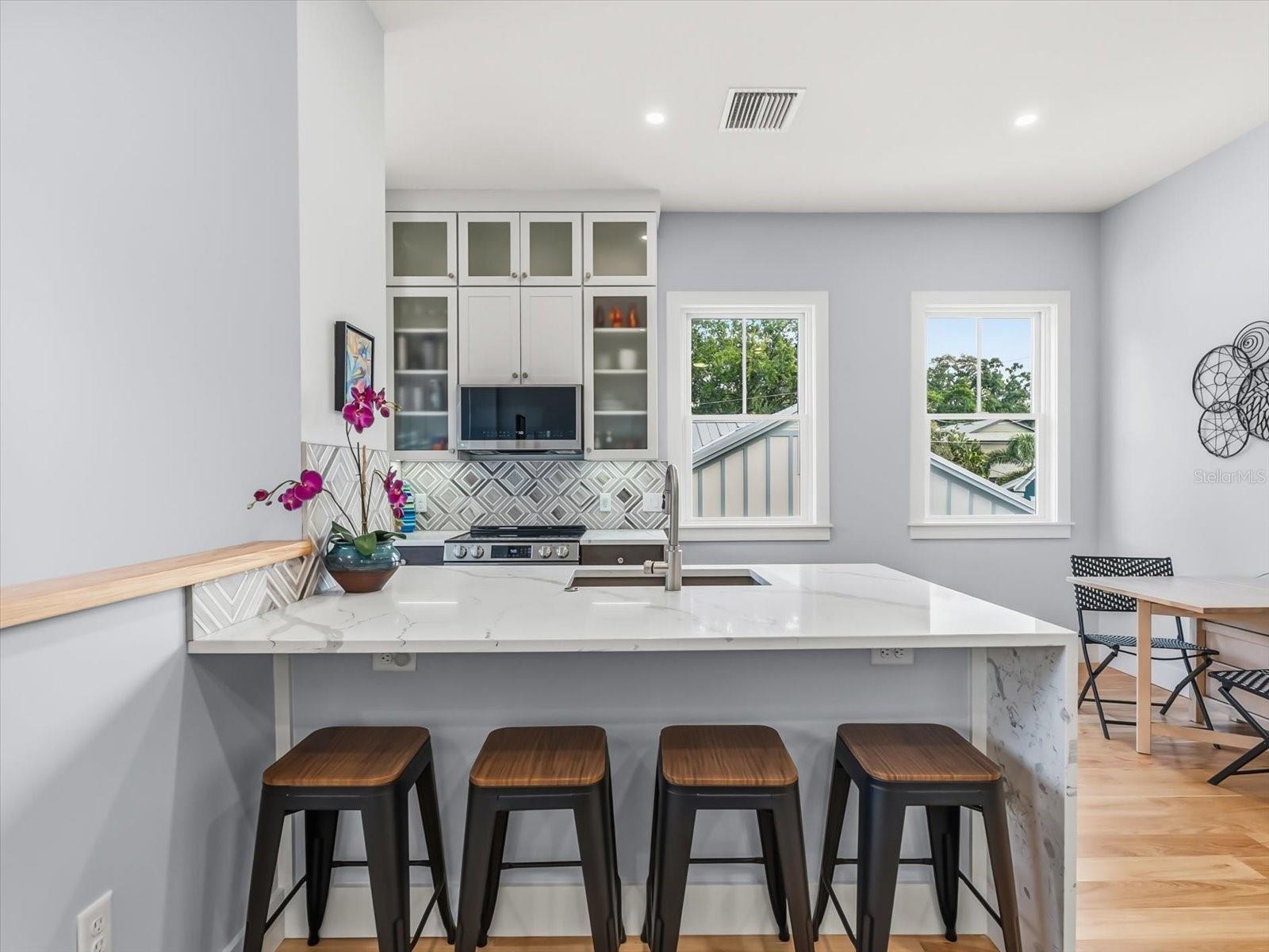 Orlando, Florida, 32801, United States, 4 Bedrooms Bedrooms, ,3 BathroomsBathrooms,Residential,Active,1972164