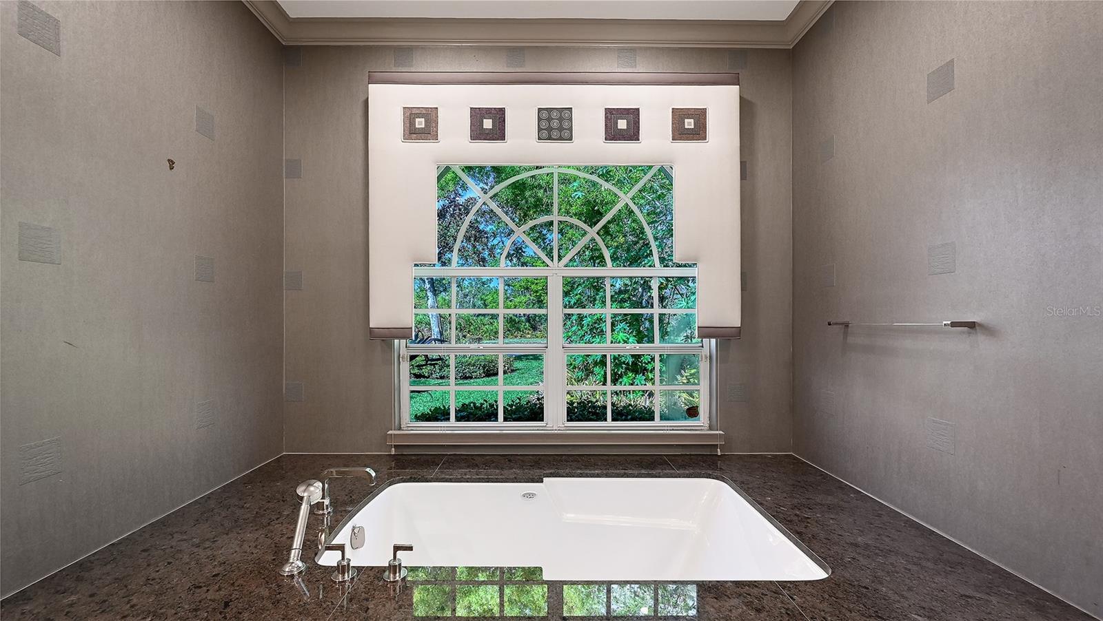 Sarasota, Florida, 34241, United States, 6 Bedrooms Bedrooms, ,5 BathroomsBathrooms,Residential,Active,2027822