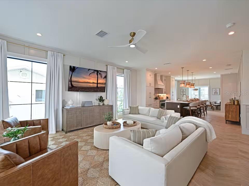 Bradenton Beach, Florida, 34217, United States, 4 Bedrooms Bedrooms, ,5 BathroomsBathrooms,Residential,Active,2044169