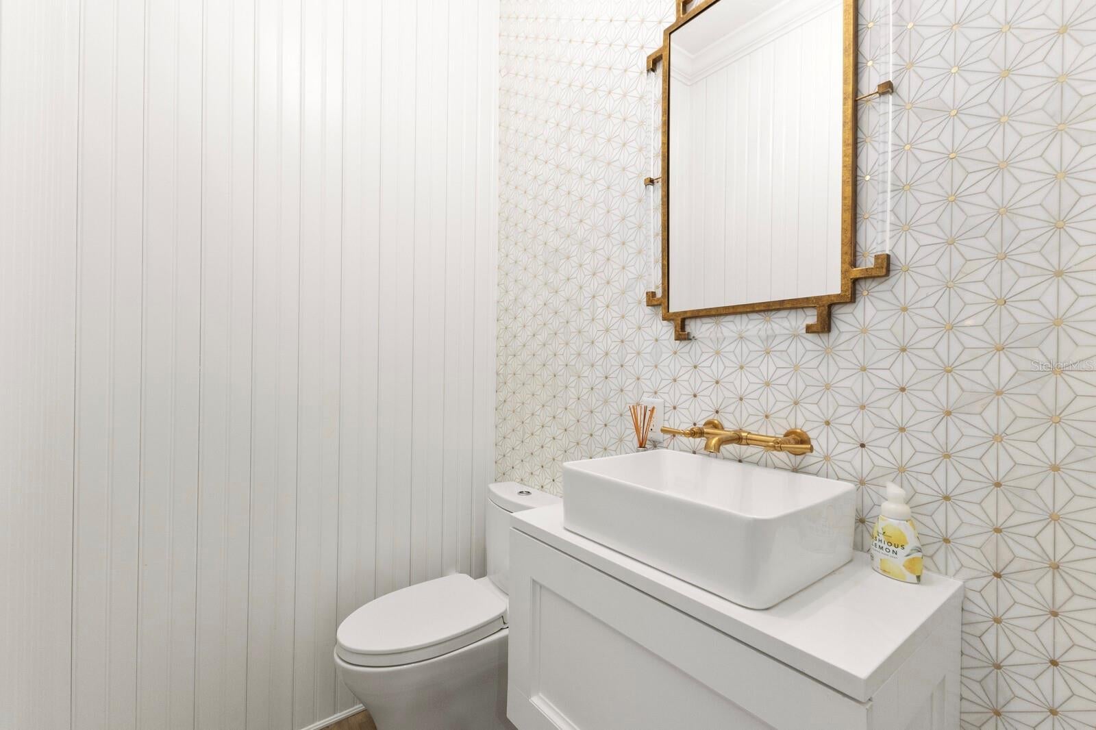 Bradenton, Florida, 34209, United States, 5 Bedrooms Bedrooms, ,6 BathroomsBathrooms,Residential,Active,1800164