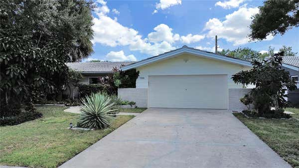 1385 EMBASSY DR, CLEARWATER, FL 33764 - Image 1