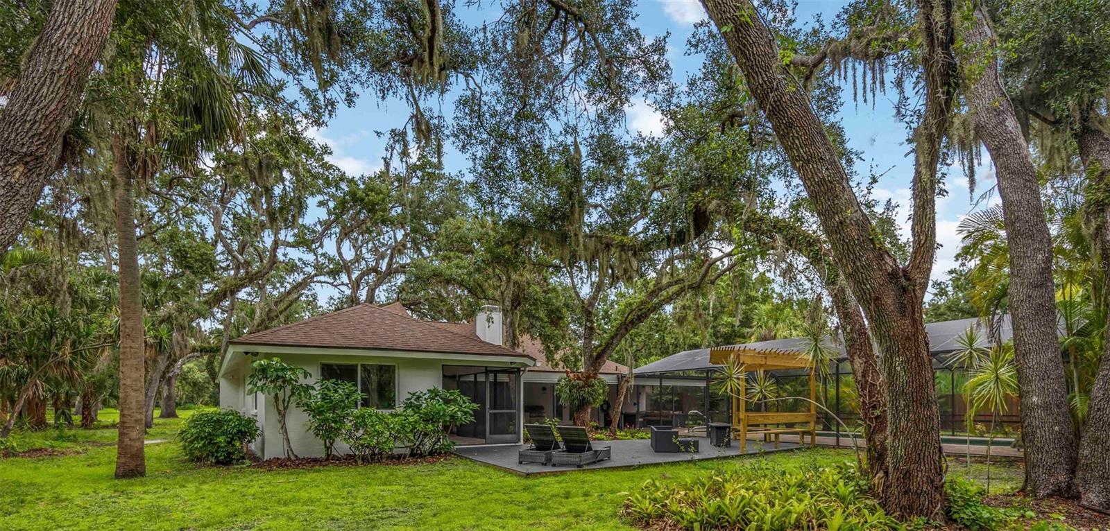 Sarasota, Florida, 34232, United States, 5 Bedrooms Bedrooms, ,3 BathroomsBathrooms,Residential,Active,1781510