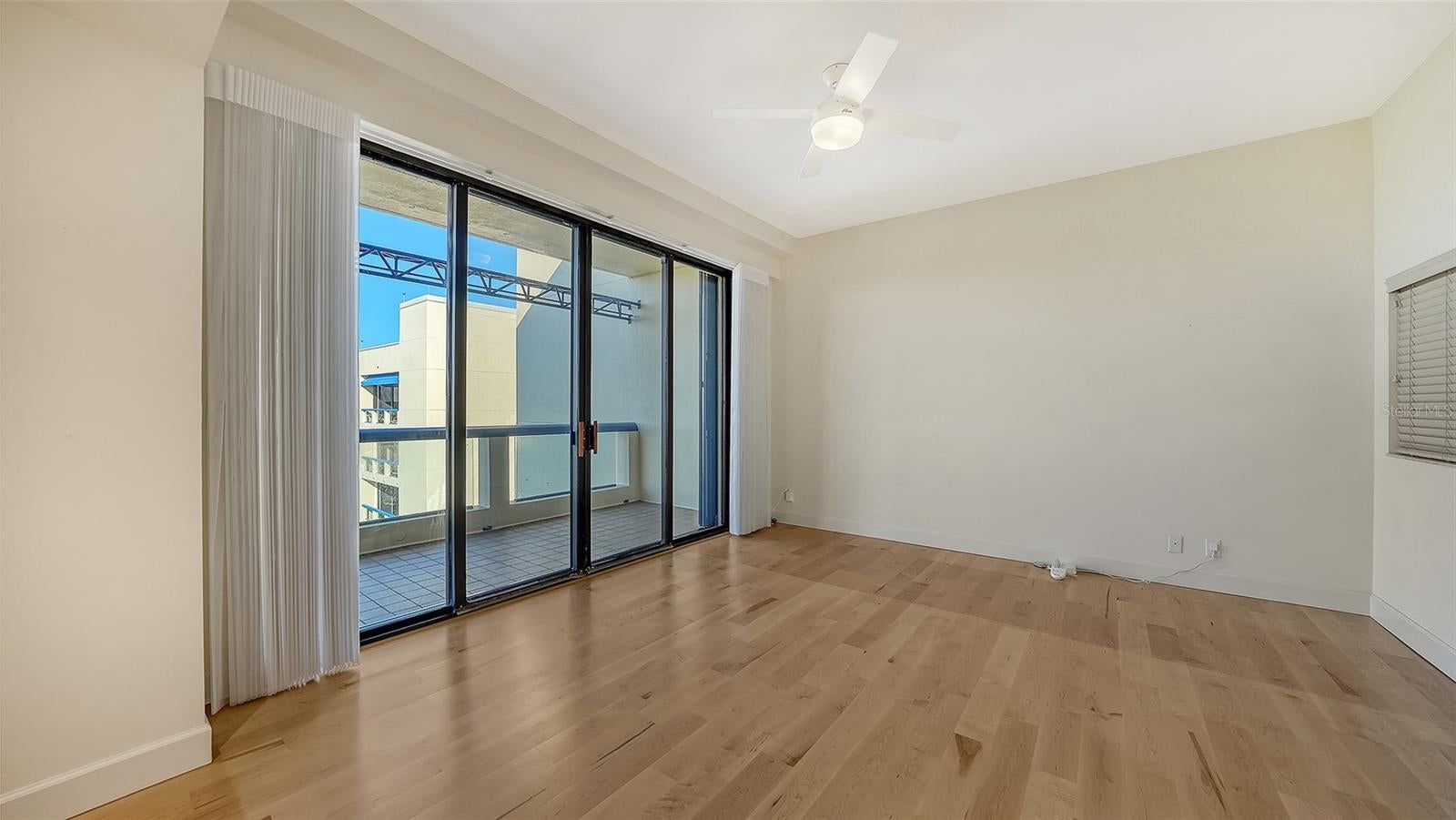 Longboat Key, Florida, 34228, United States, 2 Bedrooms Bedrooms, ,3 BathroomsBathrooms,Residential,Active,2009004