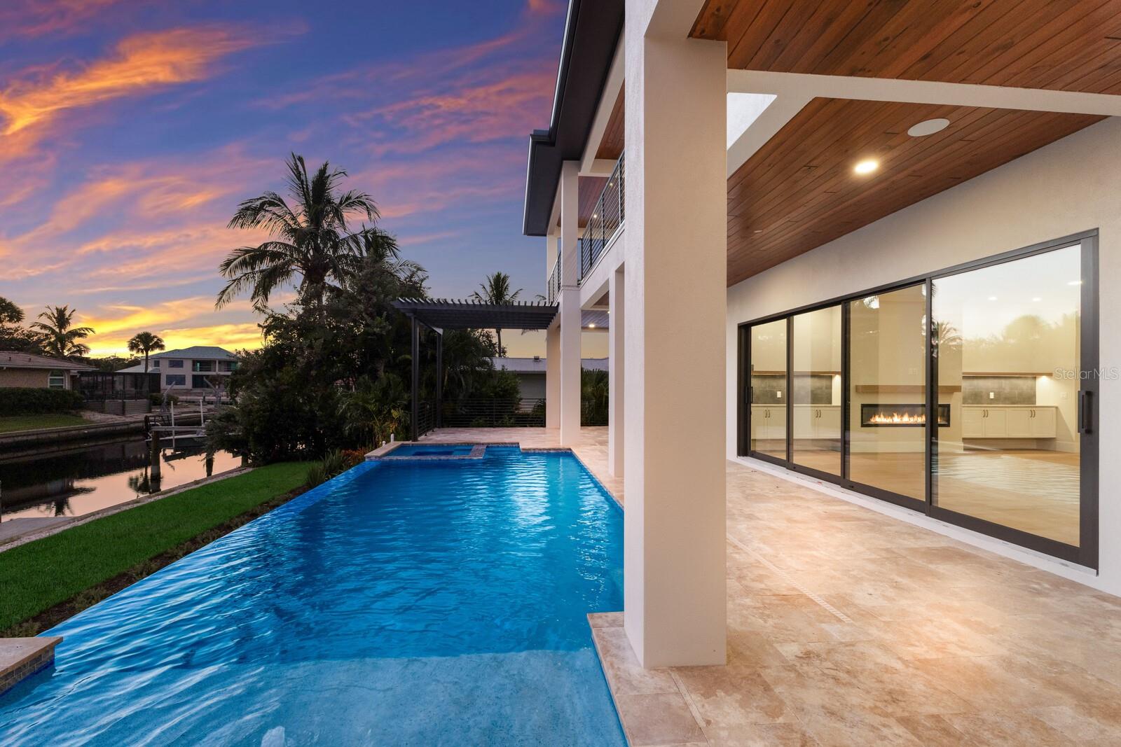 Sarasota, Florida, 34242, United States, 4 Bedrooms Bedrooms, ,6 BathroomsBathrooms,Residential,Active,1941333
