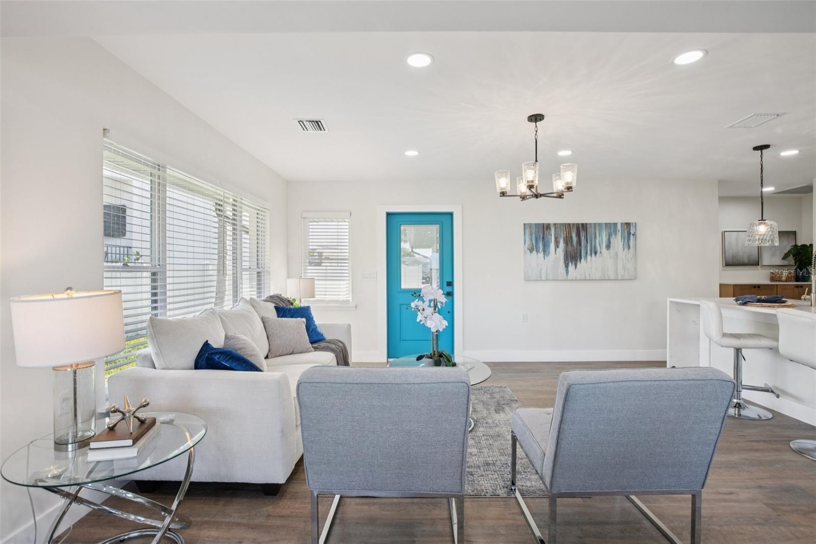 St Petersburg, Florida, 33703, United States, 3 Bedrooms Bedrooms, ,2 BathroomsBathrooms,Residential,Active,2001373