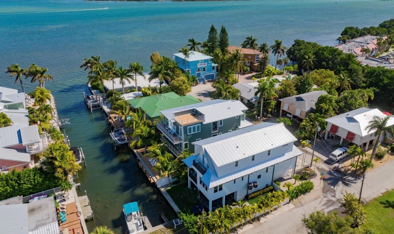 Bradenton Beach, Florida, 34217, United States, 7 Bedrooms Bedrooms, ,8 BathroomsBathrooms,Residential,Active,1988487