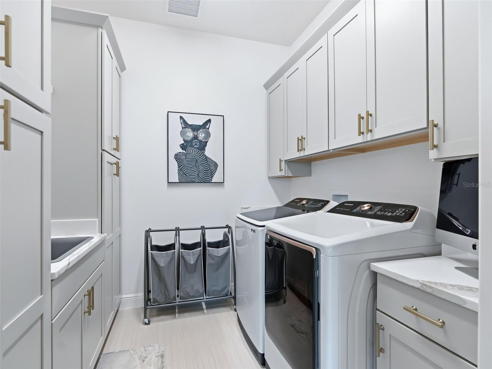 The Villages, Florida, 34762, United States, 3 Bedrooms Bedrooms, ,3 BathroomsBathrooms,Residential,Active,2035581