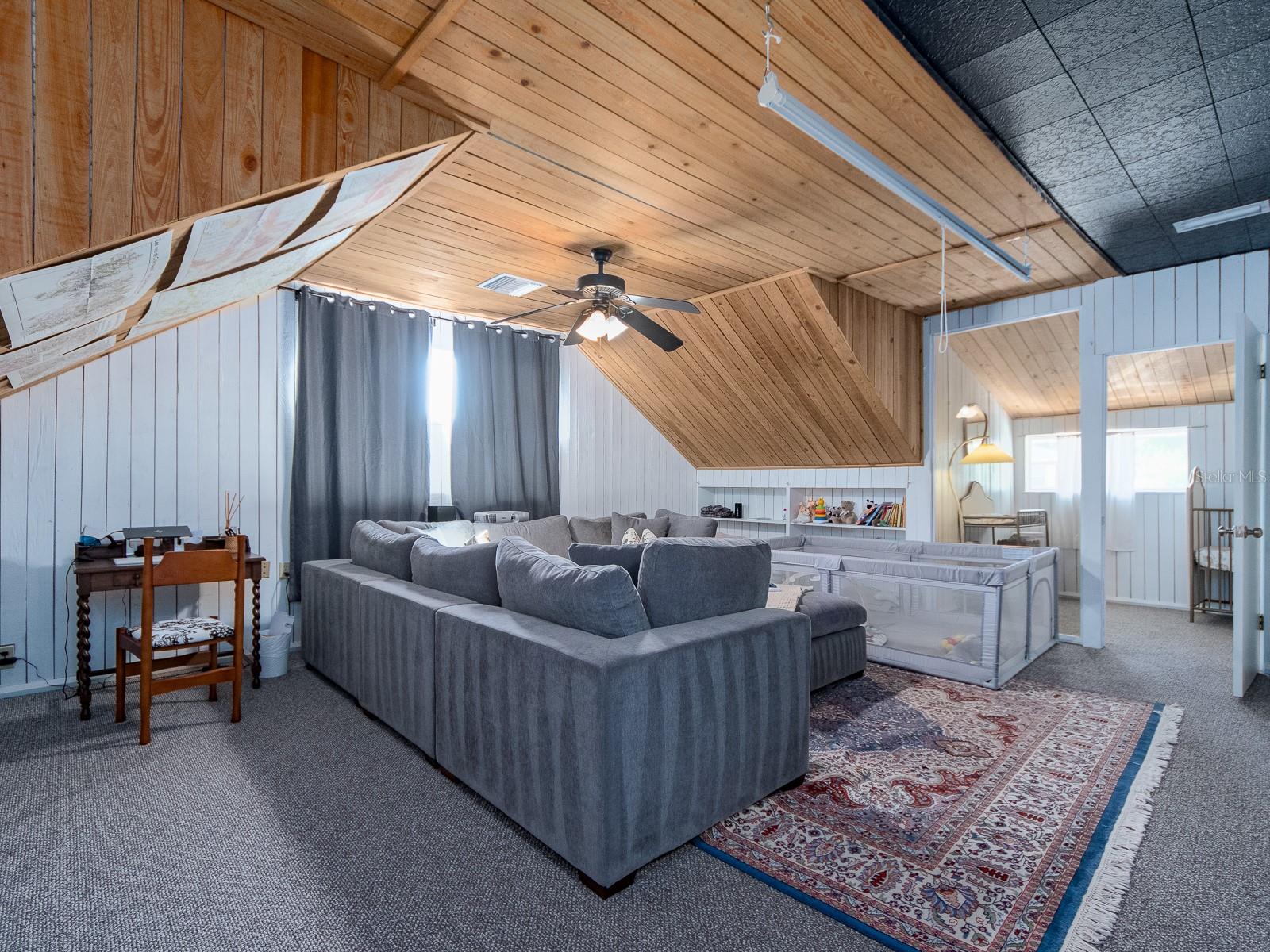 St Petersburg, Florida, 33705, United States, 6 Bedrooms Bedrooms, ,4 BathroomsBathrooms,Residential,Active,1986869