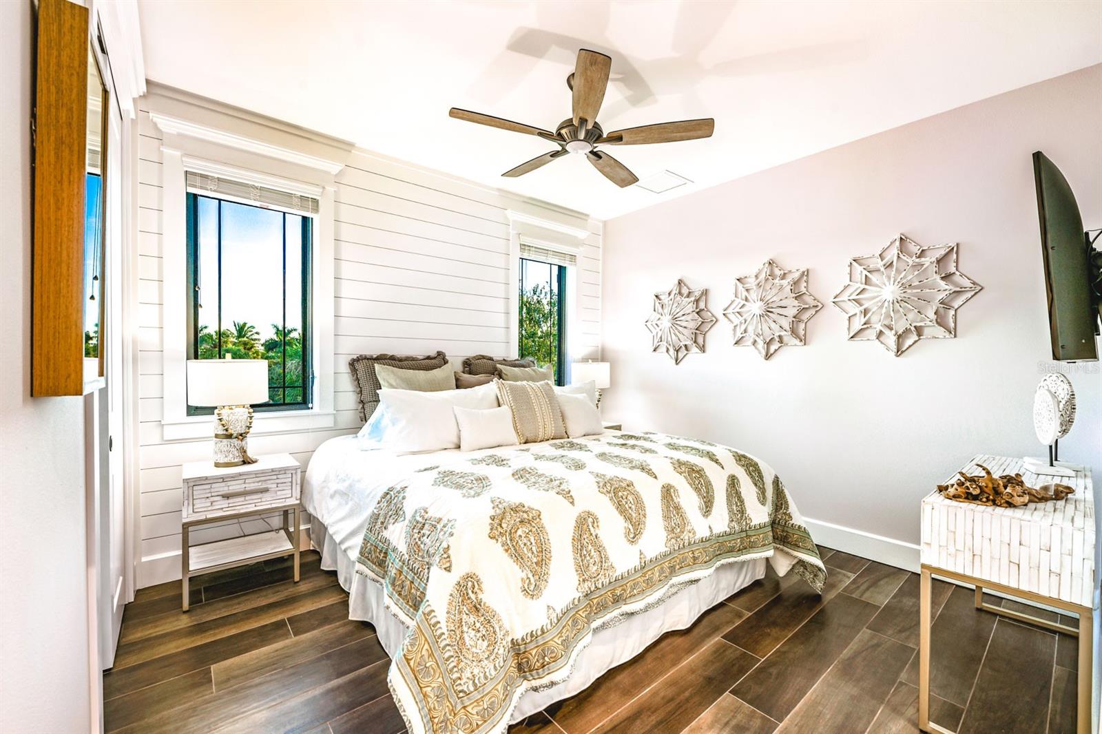 Sarasota, Florida, 34236, United States, 6 Bedrooms Bedrooms, ,6 BathroomsBathrooms,Residential,Active,1831859