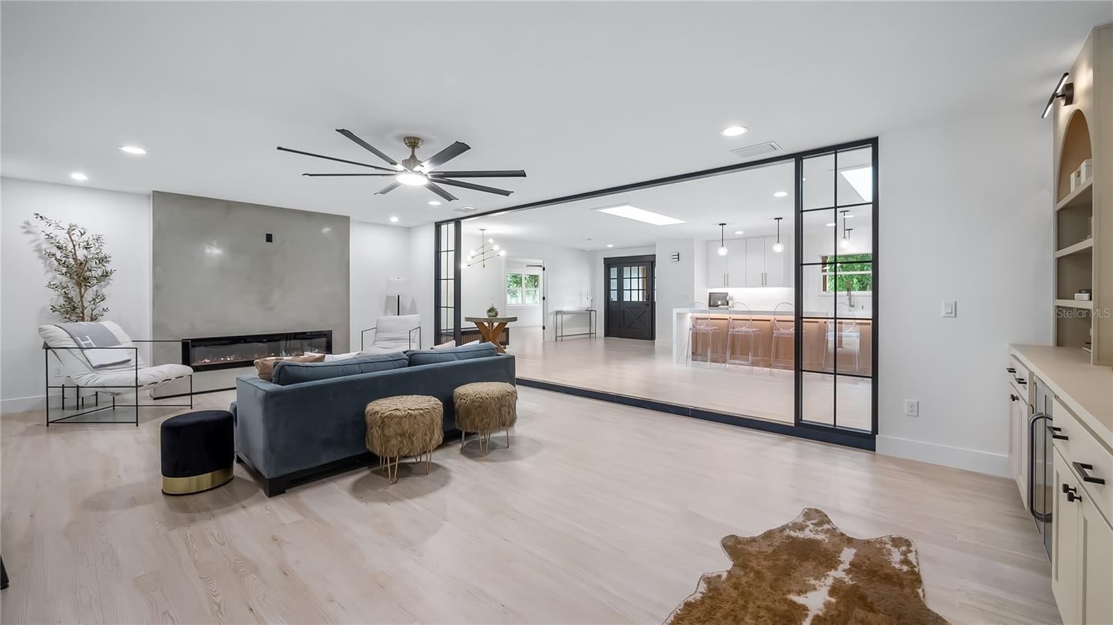 Montverde, Florida, 34756, United States, 4 Bedrooms Bedrooms, ,3 BathroomsBathrooms,Residential,Active,1904751