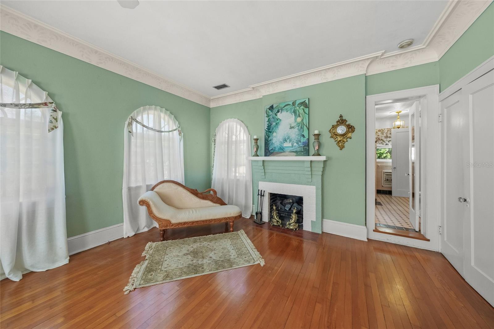 Sarasota, Florida, 34234, United States, 6 Bedrooms Bedrooms, ,5 BathroomsBathrooms,Residential,Active,2002321