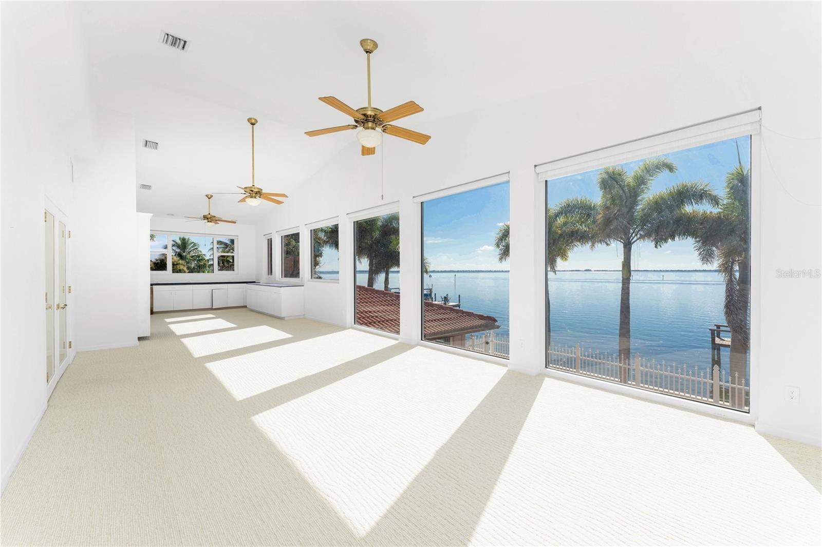 Port Charlotte, Florida, 33952, United States, 5 Bedrooms Bedrooms, ,5 BathroomsBathrooms,Residential,Active,2010210