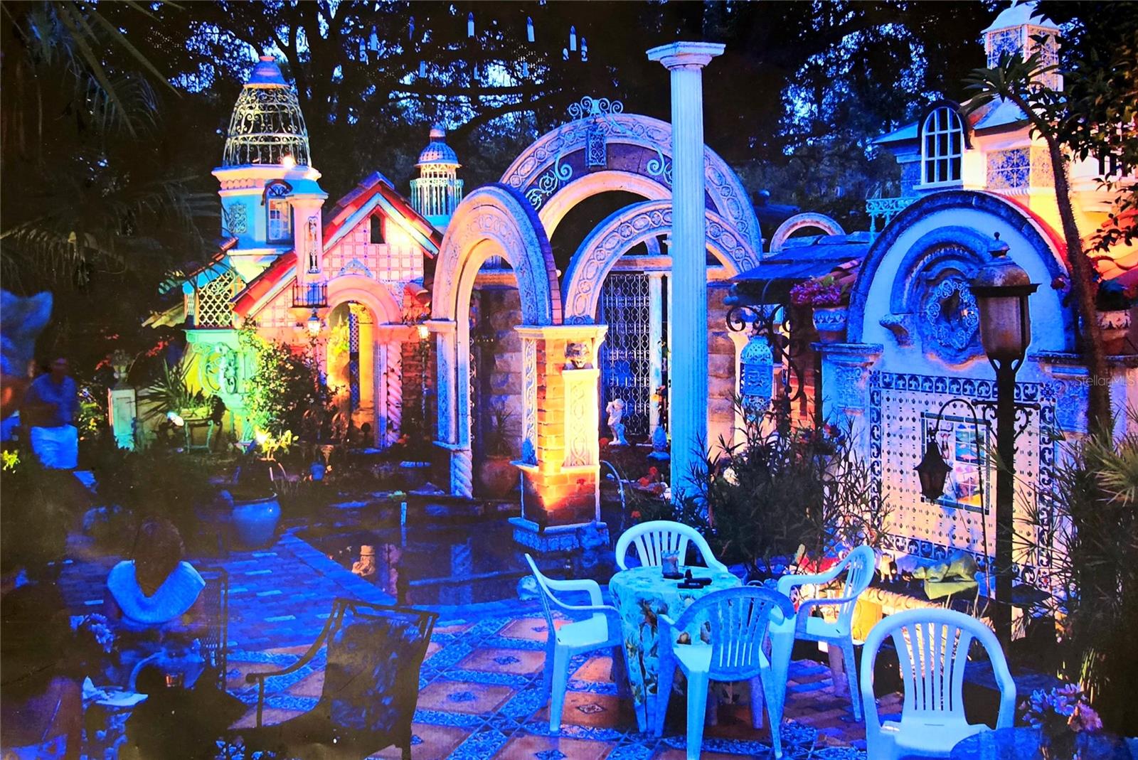 Sarasota, Florida, 34234, United States, 6 Bedrooms Bedrooms, ,5 BathroomsBathrooms,Residential,Active,2002321