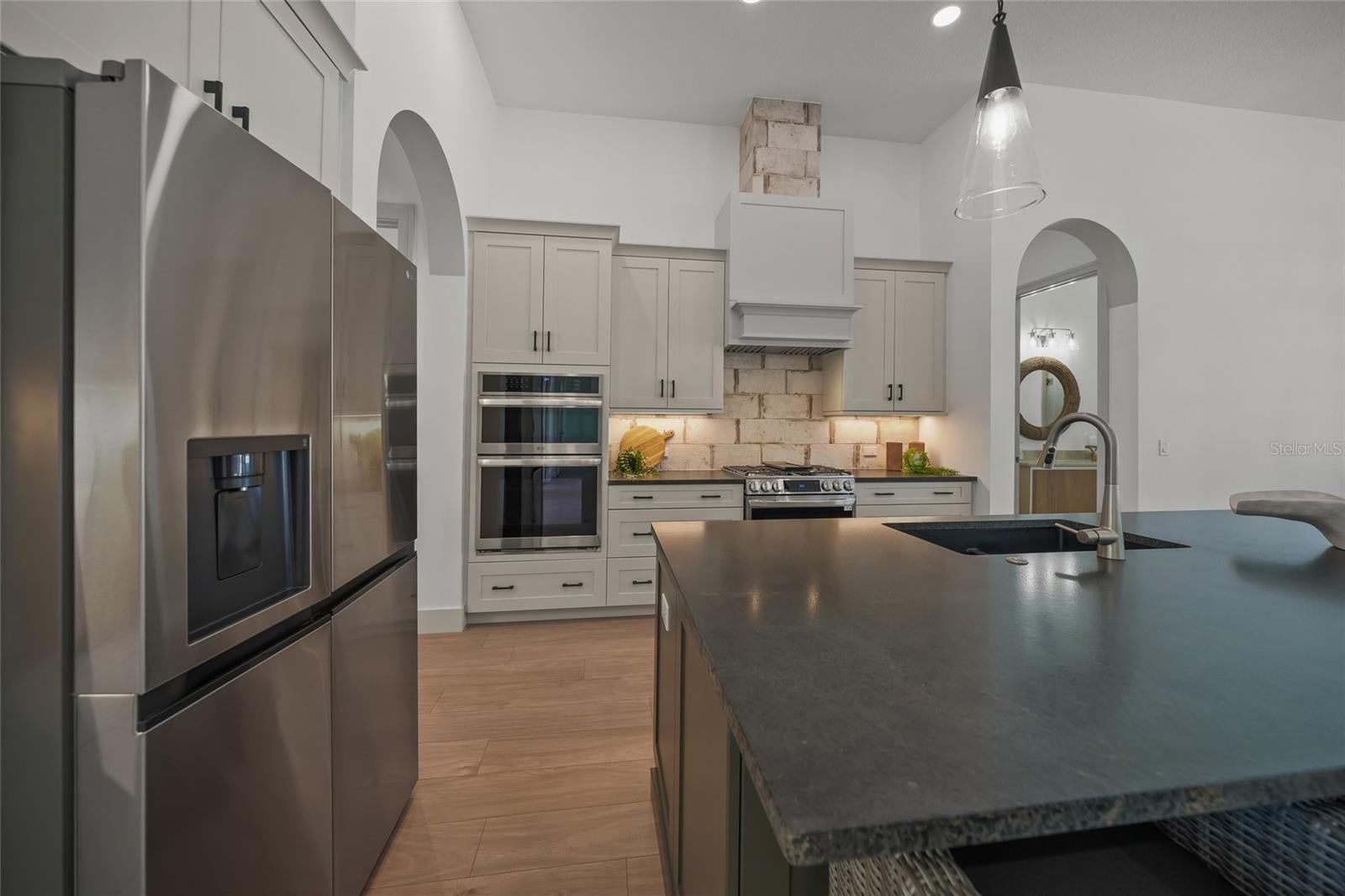 Venice, Florida, 34285, United States, 4 Bedrooms Bedrooms, ,5 BathroomsBathrooms,Residential,Active,1987248