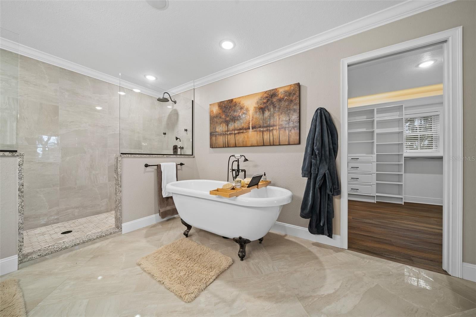 Ocala, Florida, 34471, United States, 5 Bedrooms Bedrooms, ,5 BathroomsBathrooms,Residential,Active,1909634